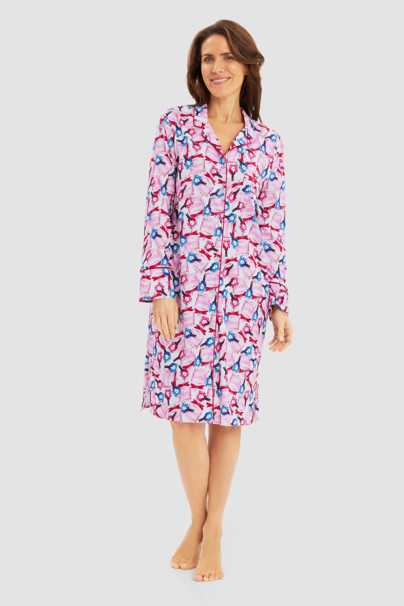Féraud Nightgown on model in Artprint
