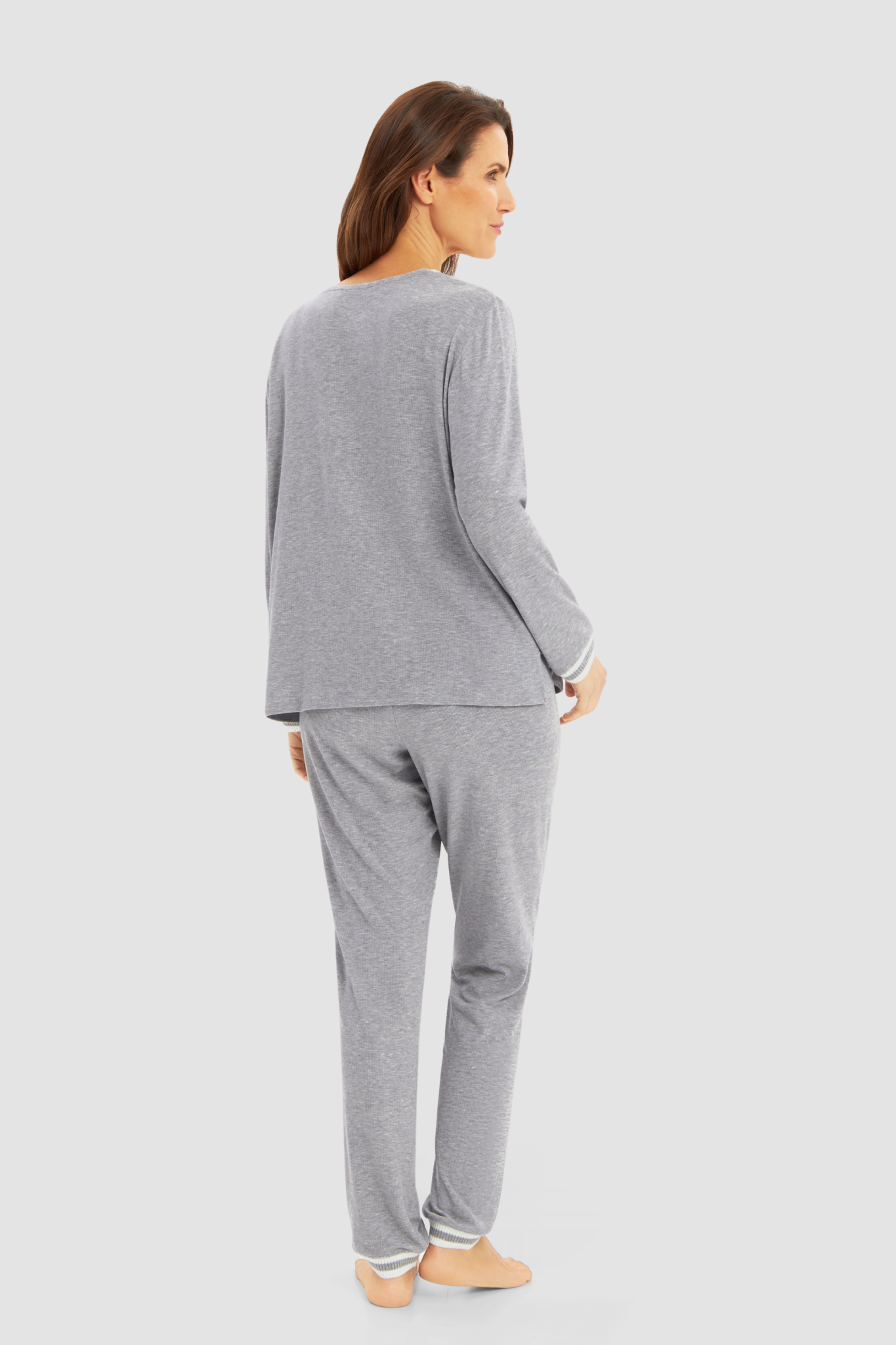Féraud Pyjamas back view in Heather Grey