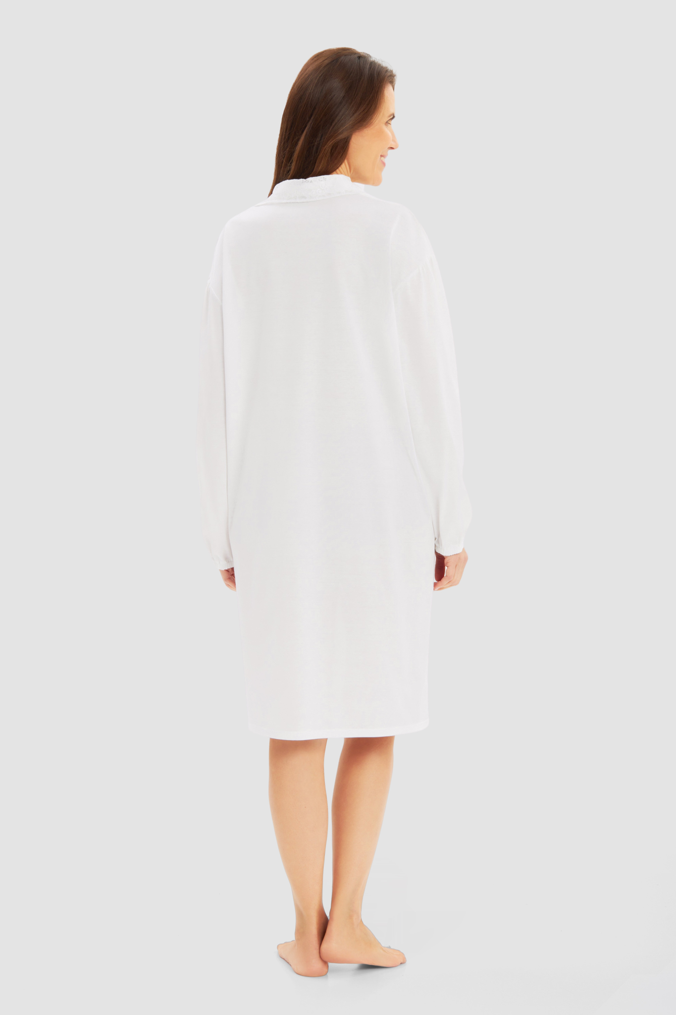 Féraud Nightgown back view in Ivory