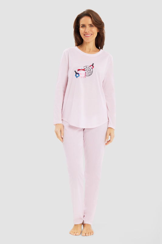 Féraud Pyjamas on model in Rose