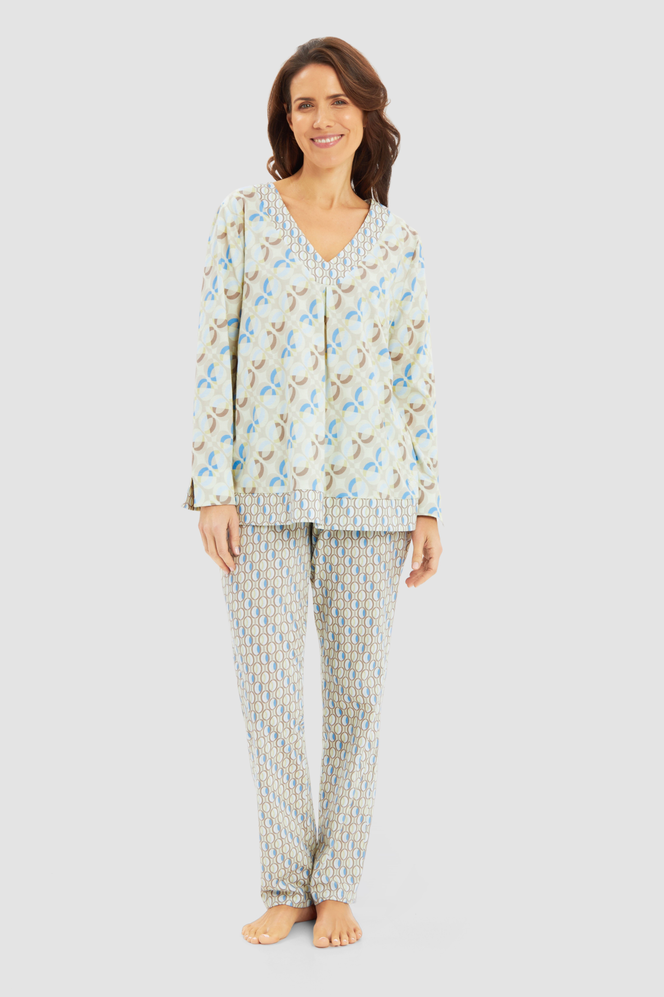Féraud Pyjamas on model in Print Mix