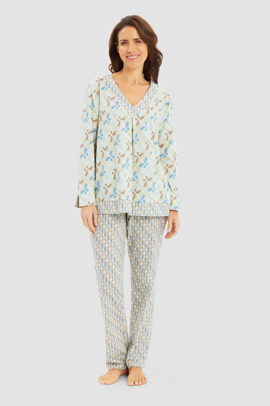 Féraud Pyjamas on model in Print Mix