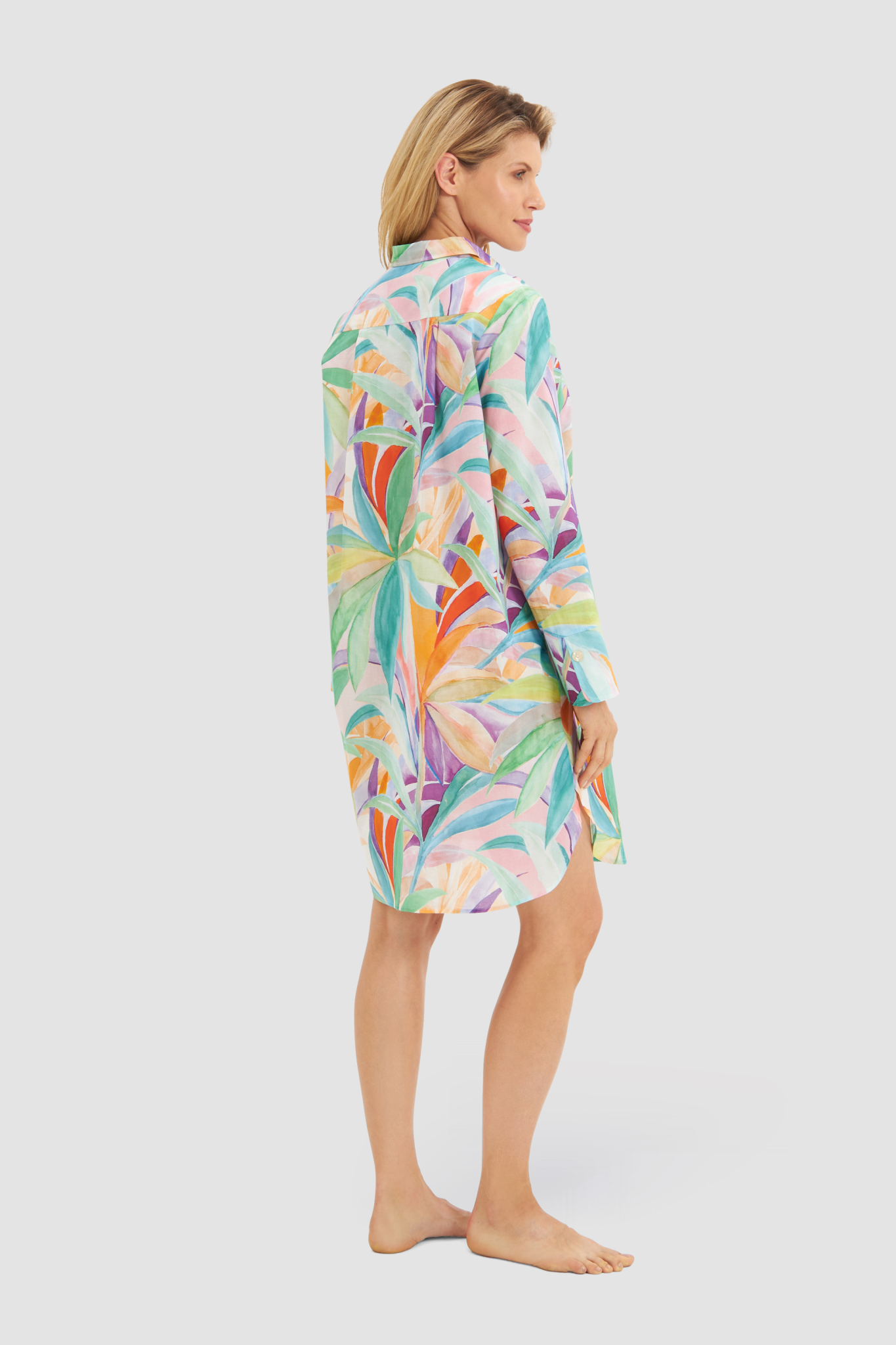 Féraud Beach Dress back view in Multicolor Leaves