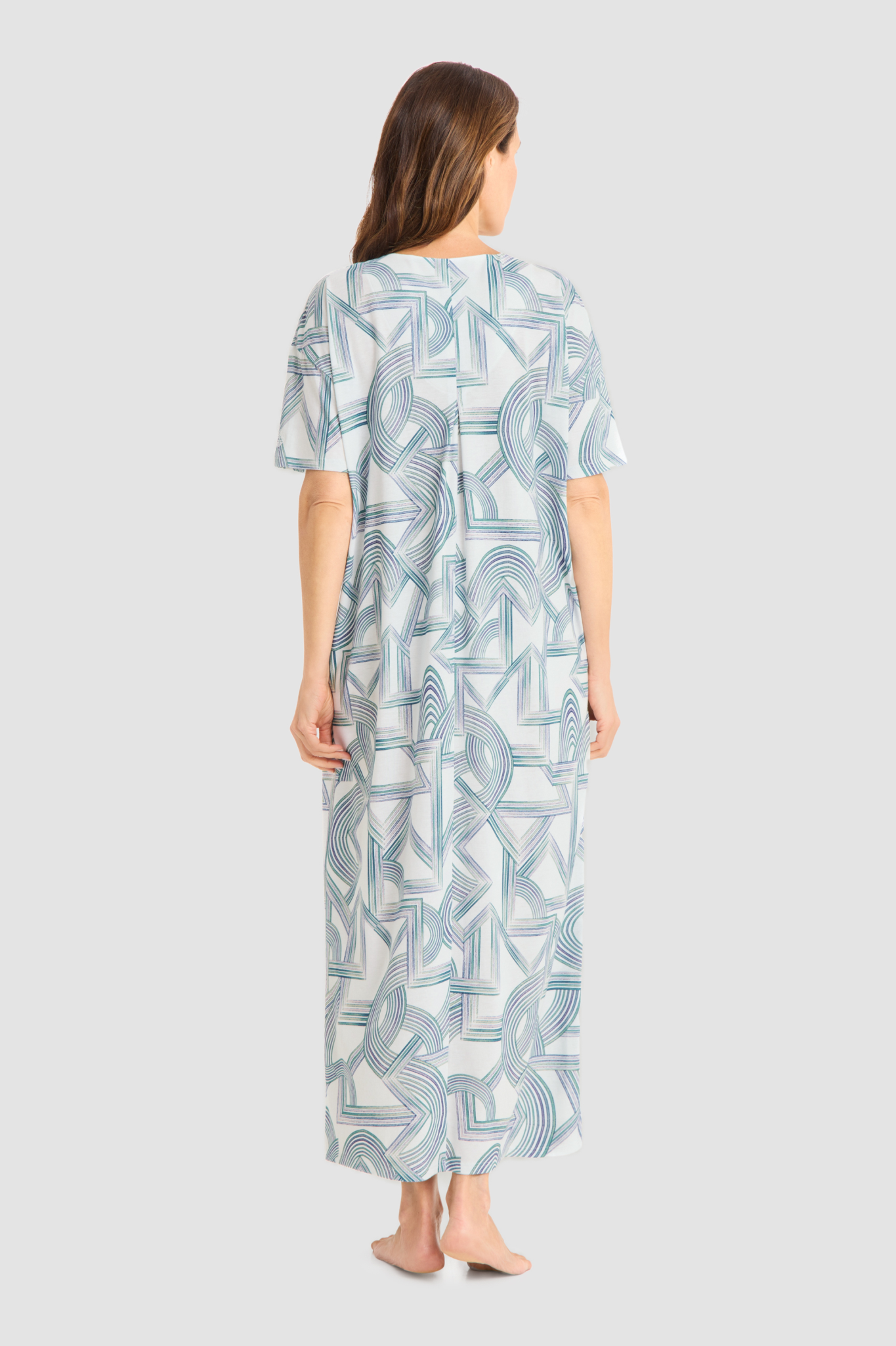 Féraud Nightgown back view in Graphic Print
