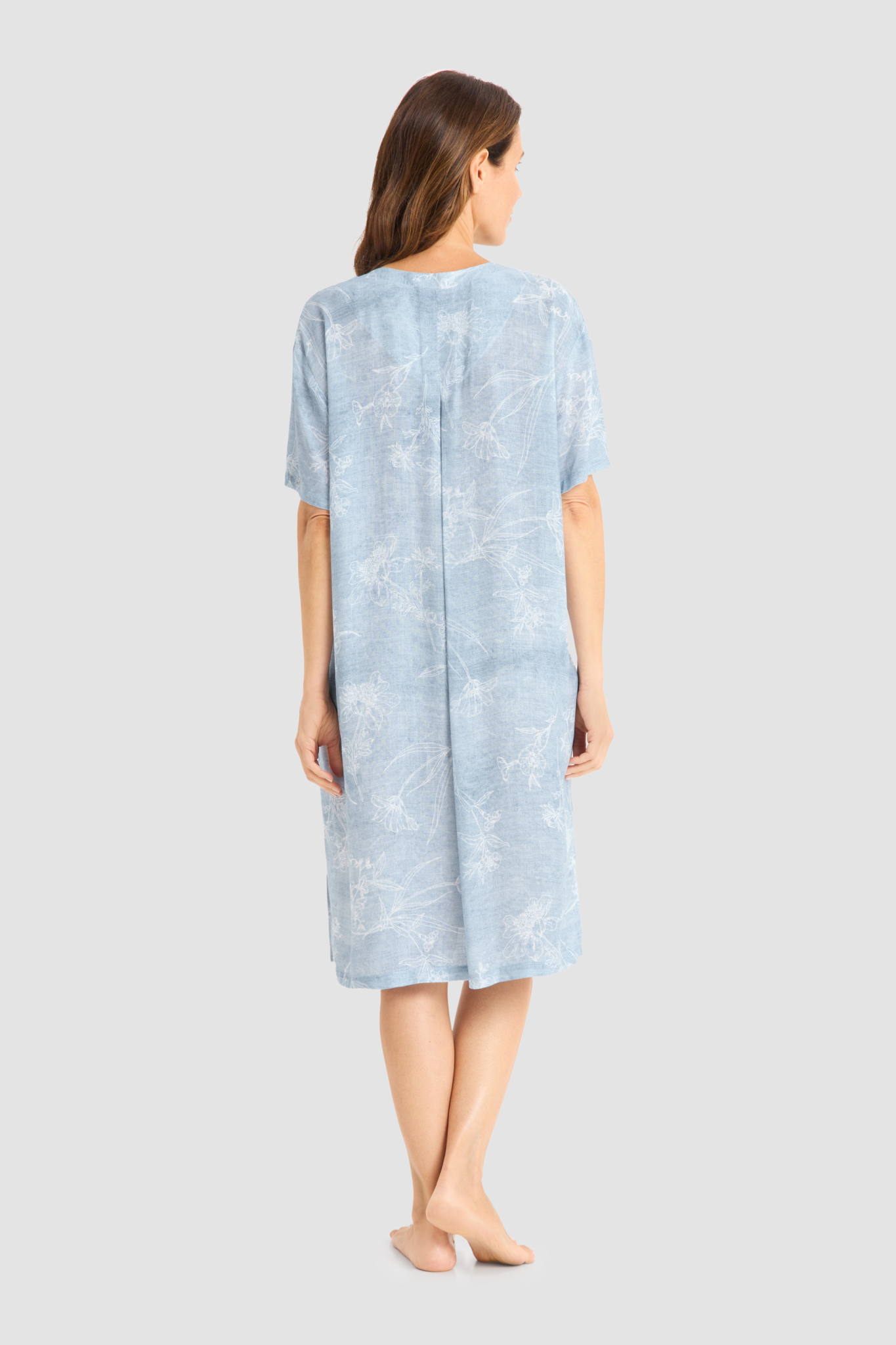 Féraud Nightgown back view in Denim Flowers
