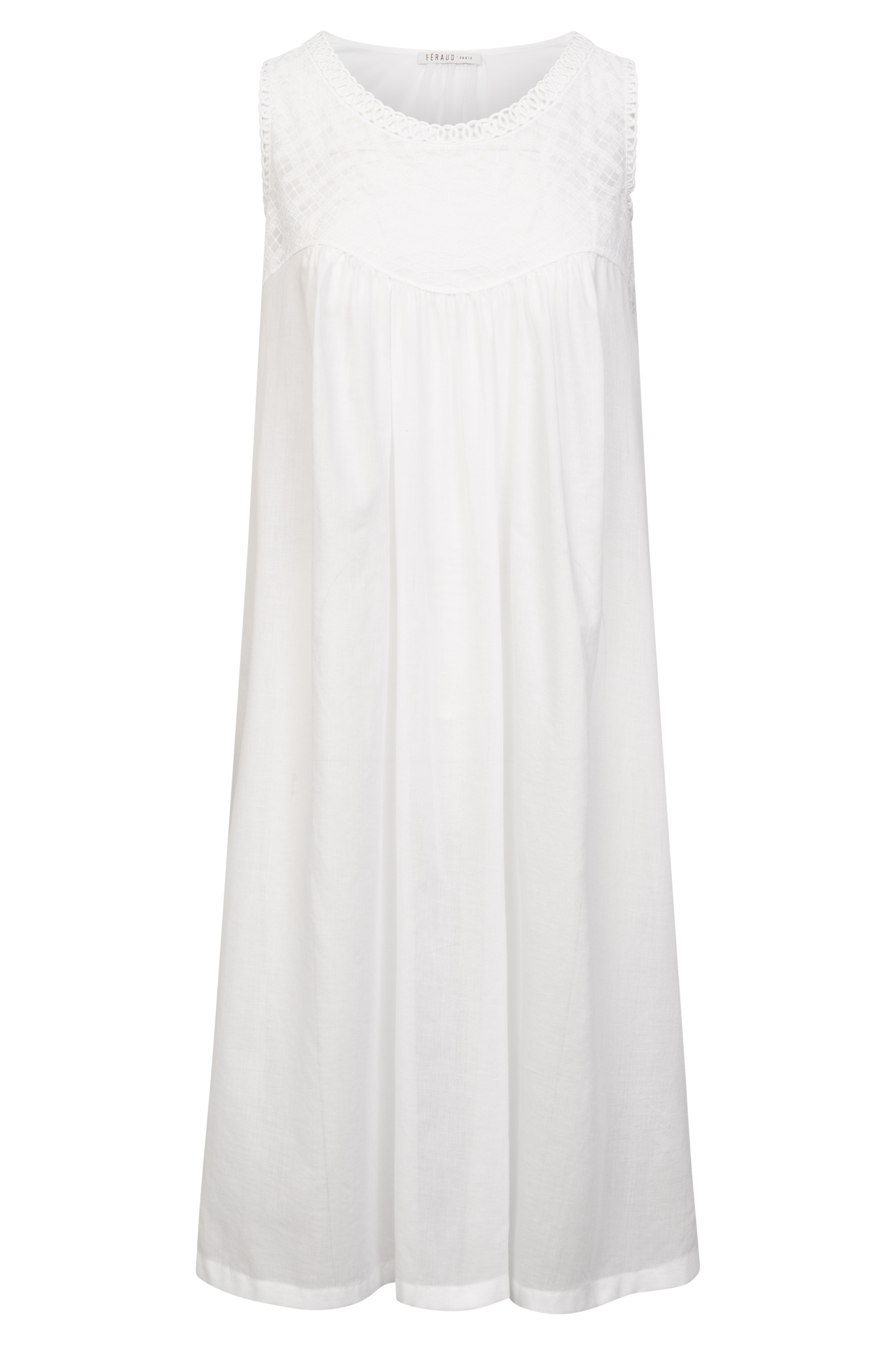 Féraud Nightgown front view in White