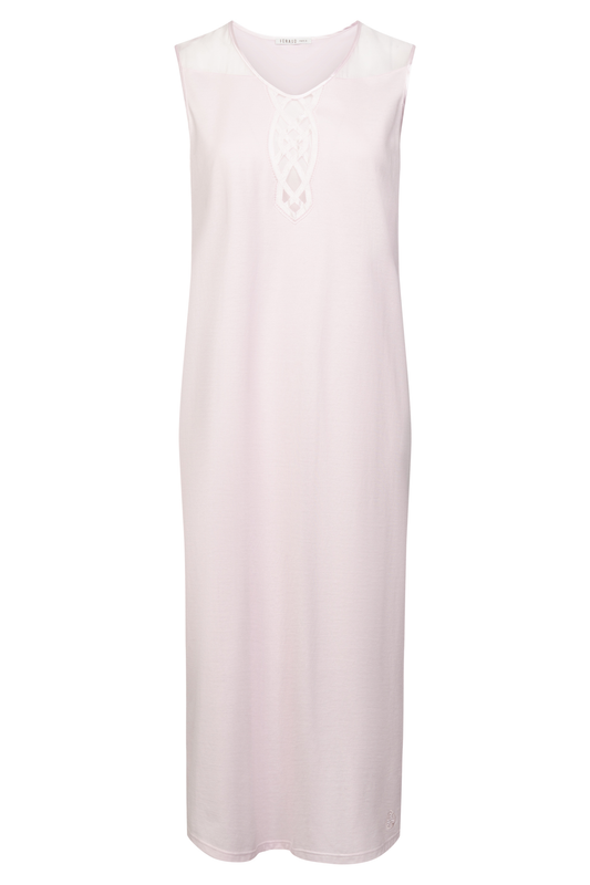 Féraud Nightgown front view in Romantic Rose