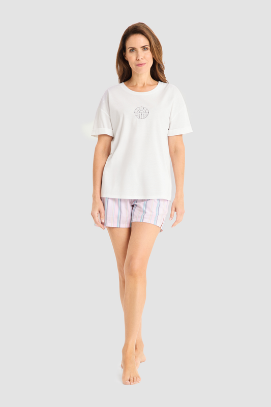 Féraud Lounge Top on model in White