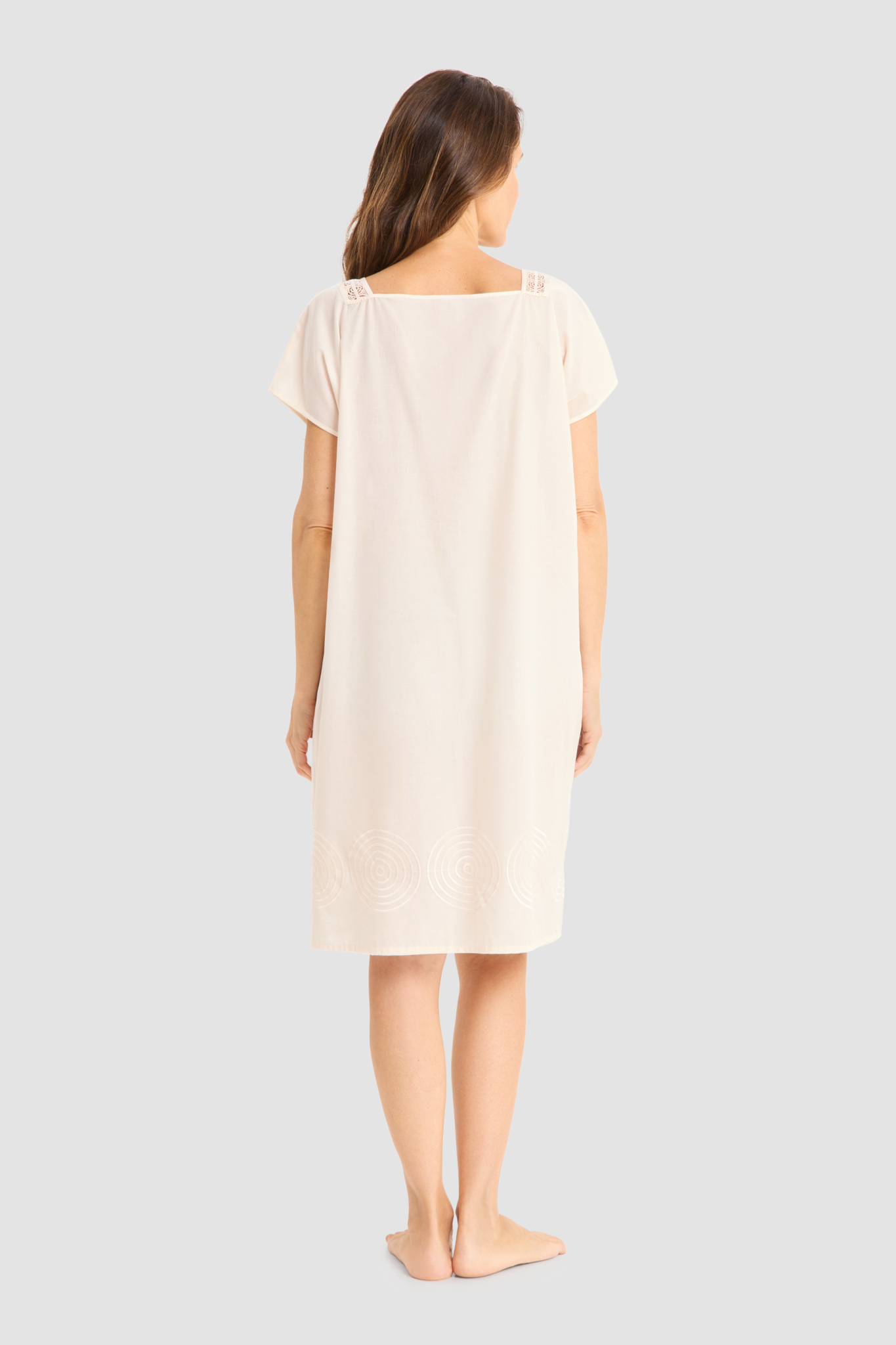 Féraud Nightgown back view in Soft Touch