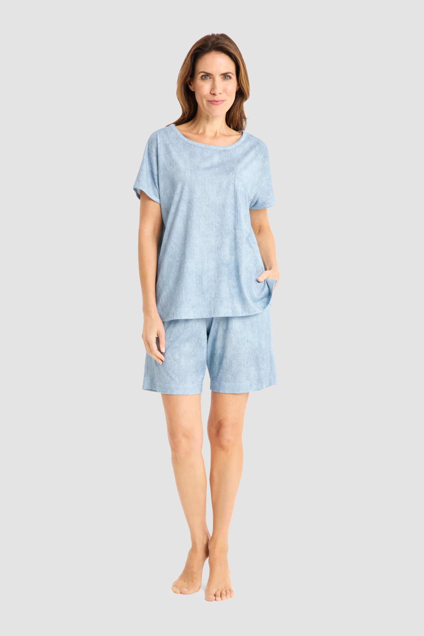 Féraud Lounge Top on model in Denim