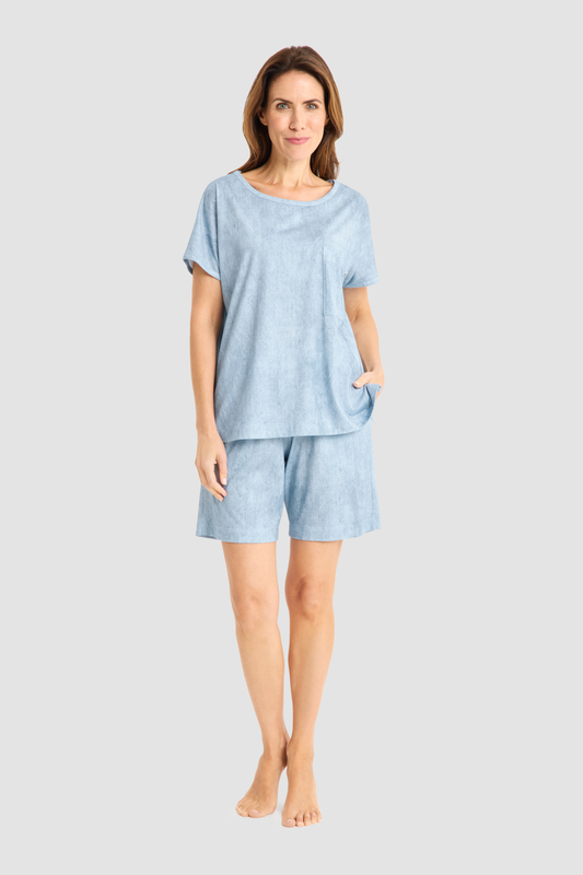 Féraud Lounge Top on model in Denim
