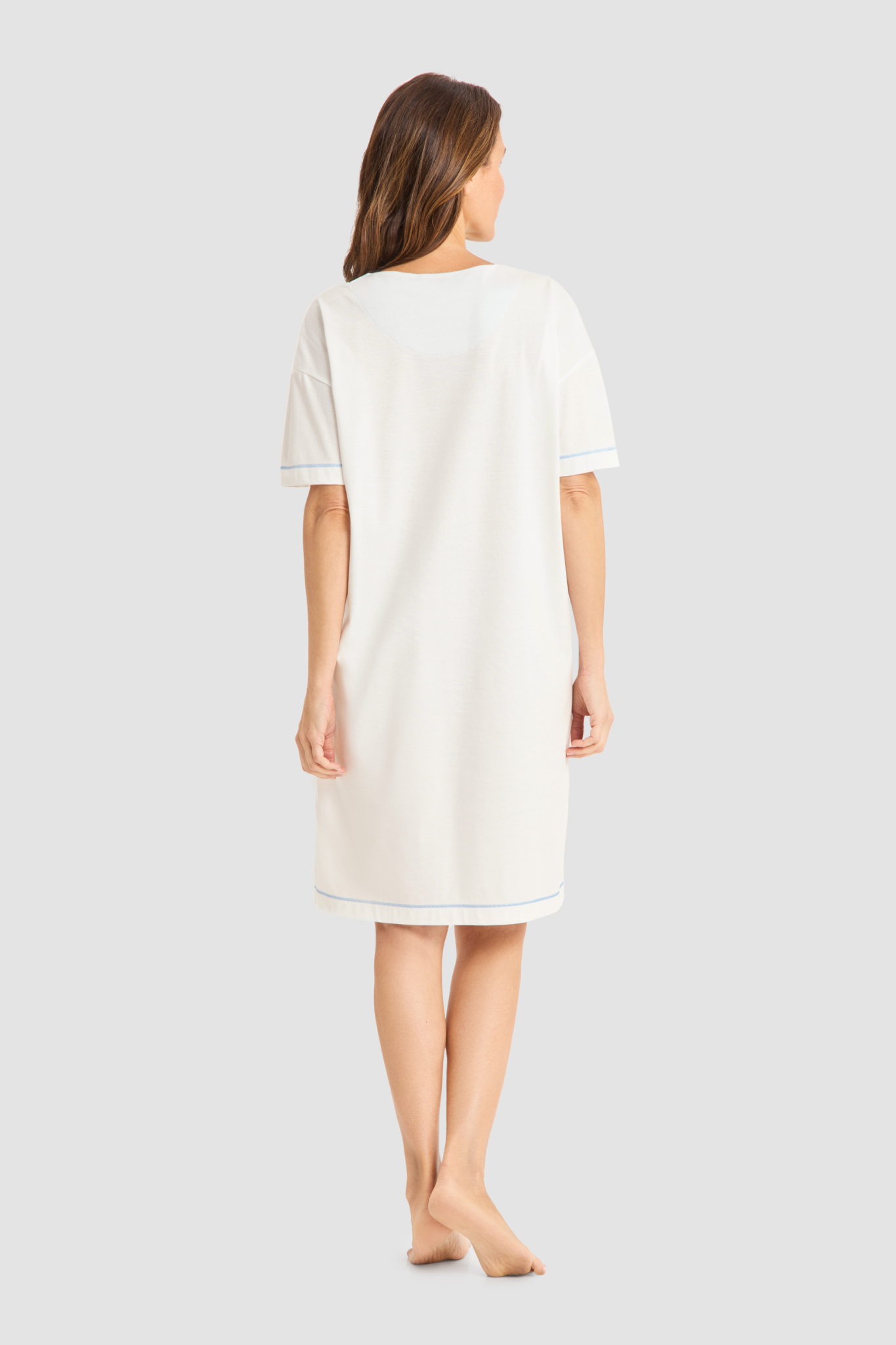 Féraud Nightgown back view in Logoprint Blue