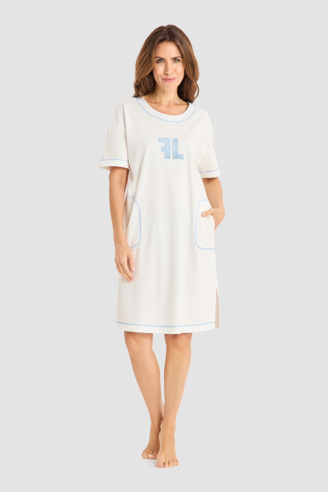 Féraud Nightgown on model in Logoprint Blue