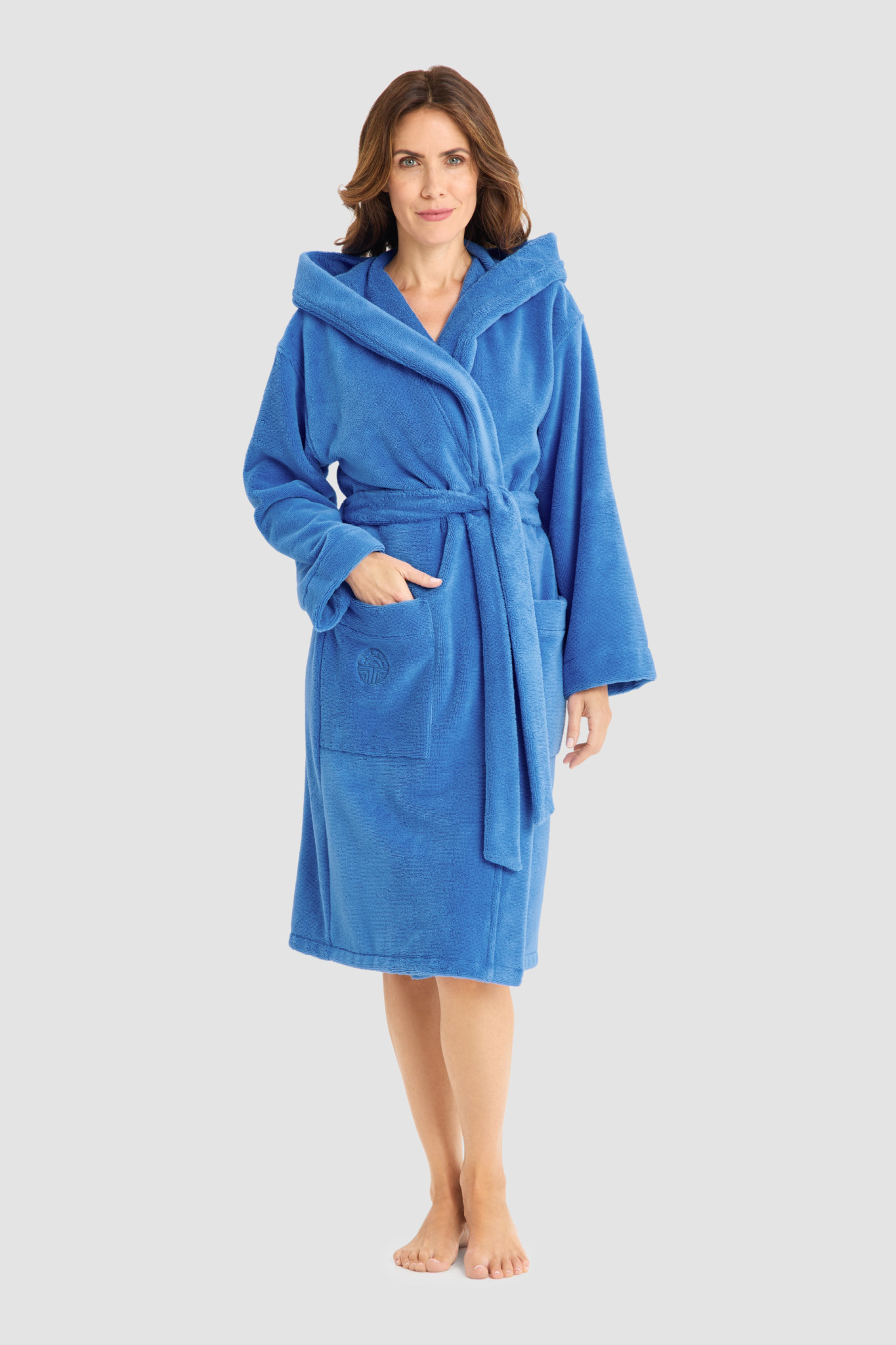 Féraud Robe on model in Azur