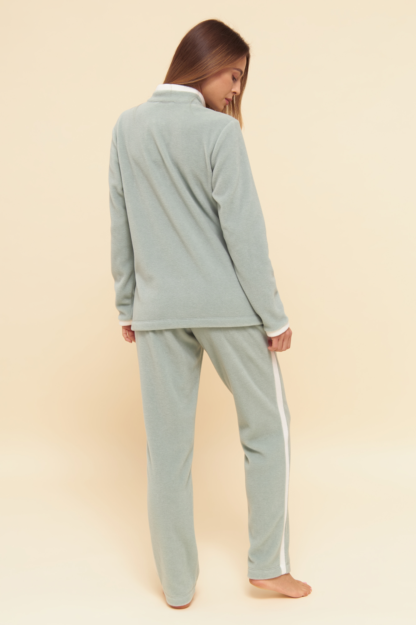 Féraud Lounge Set back view in Milky Green