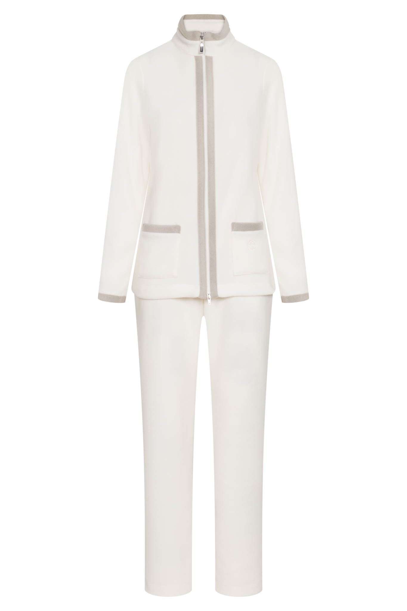 Féraud Lounge Set front view in Ivory