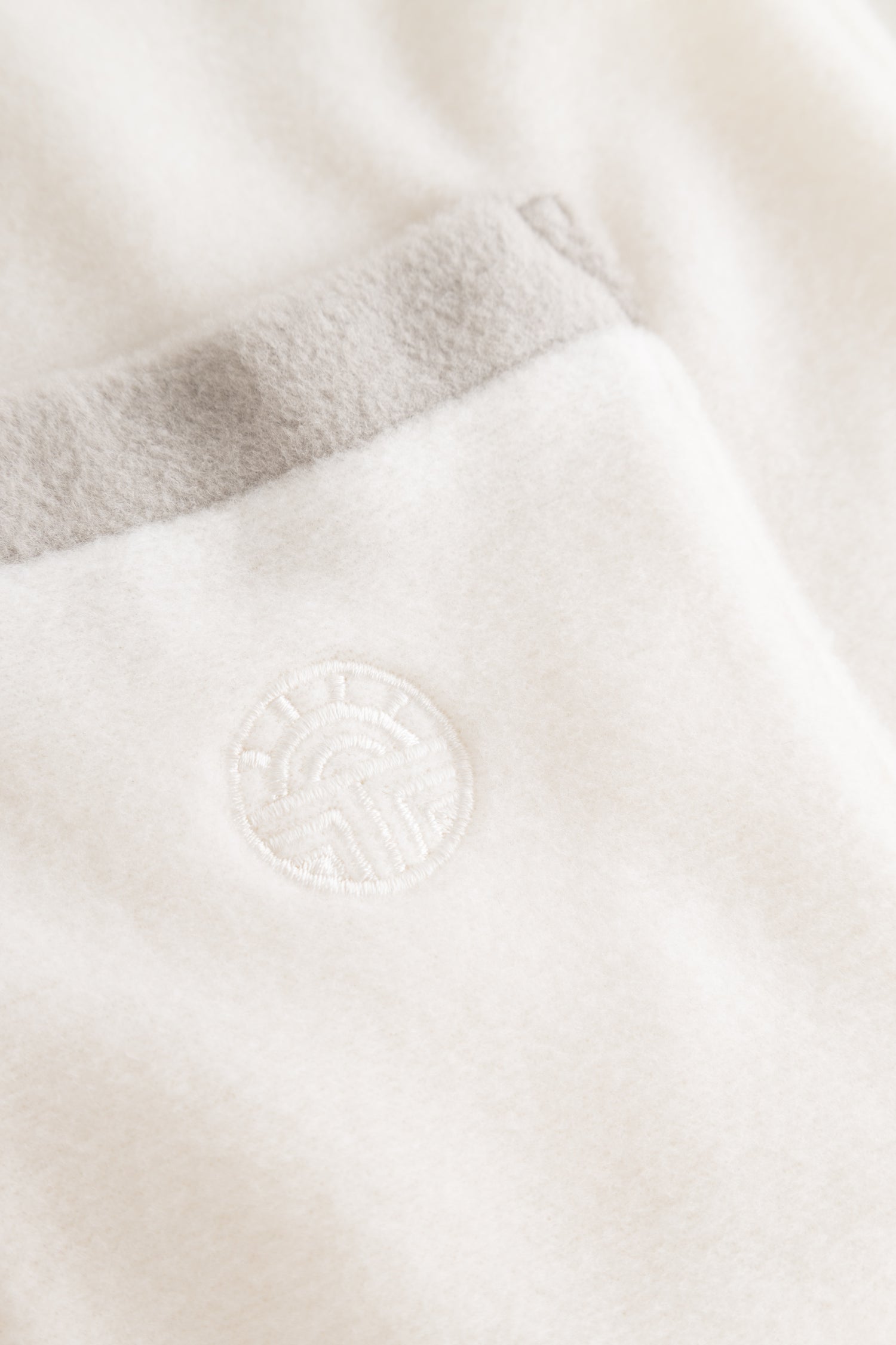 Feraud Lounge Suit, 1/1 Sleeve, Pants 1/1, Zipper, Pocke (3883158) Ivory
