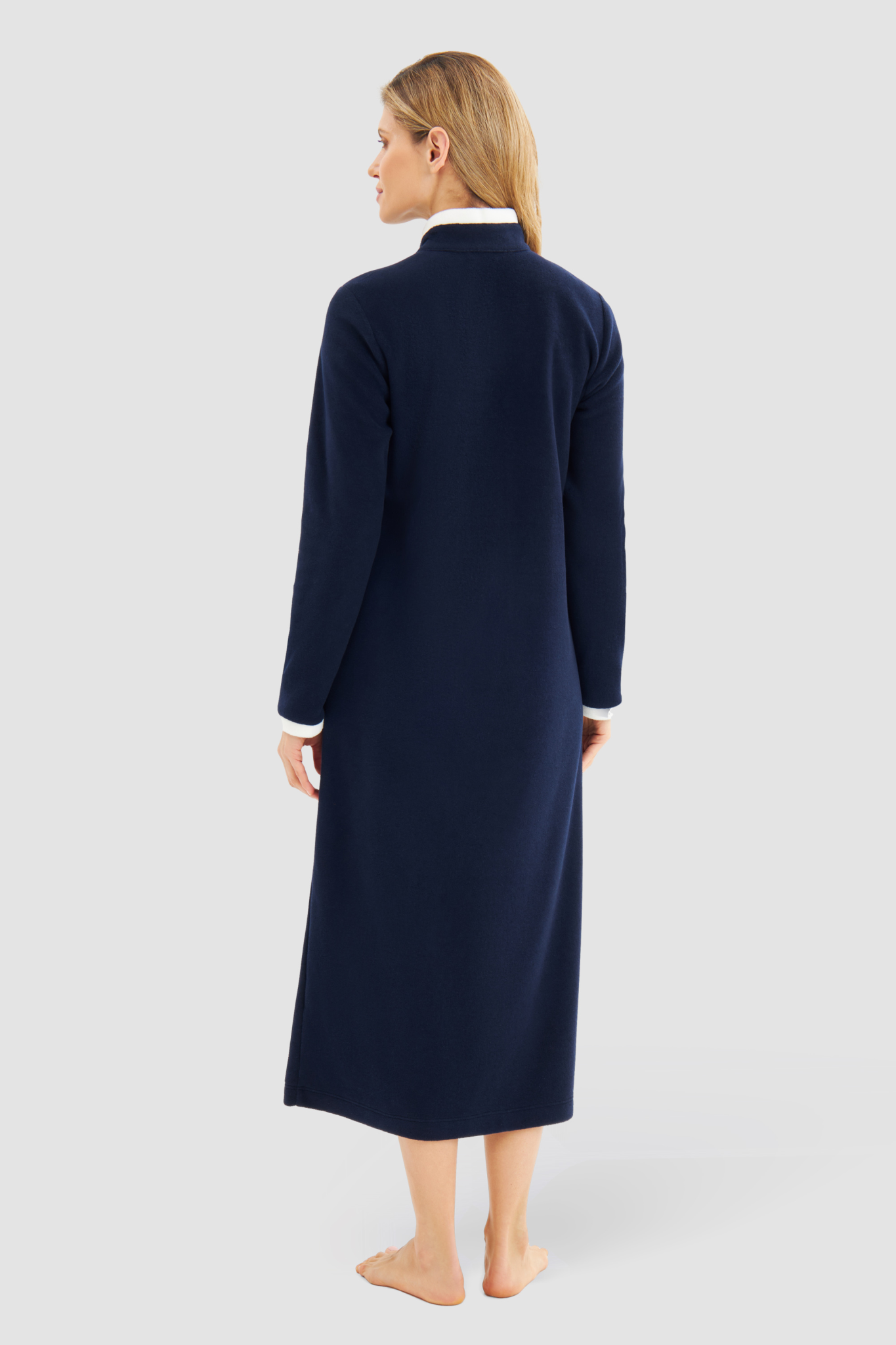 Féraud Robe back view in Navy