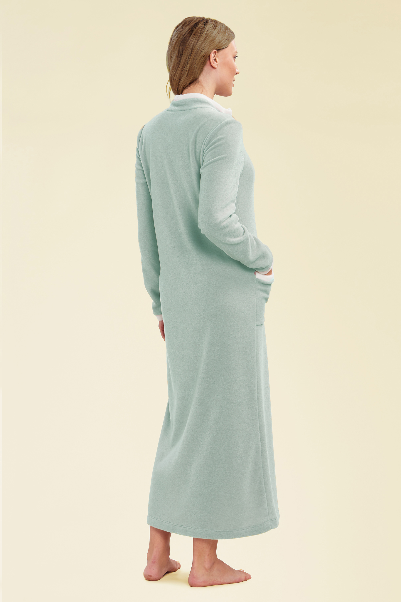 Féraud Robe back view in Milky Green