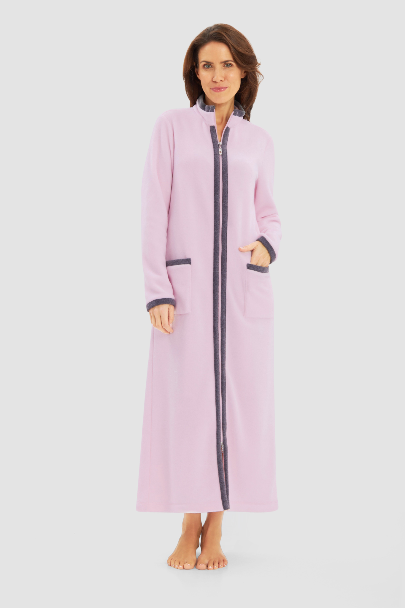 Féraud Robe on model in Pale Rose