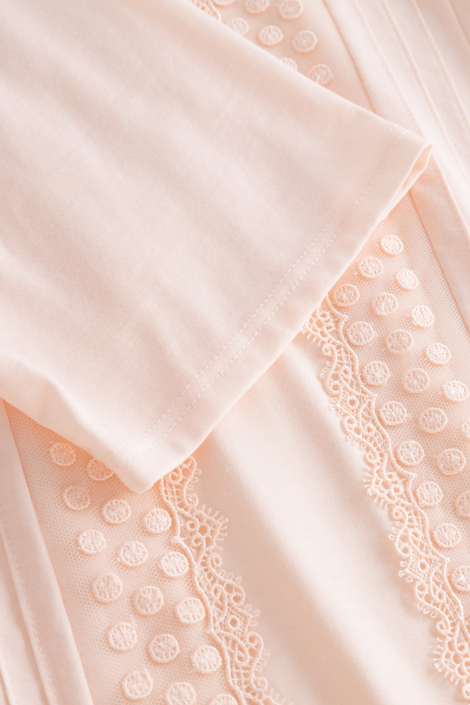 Feraud Night Dress, 1/2 Sleeve, Button Panel, Standing C (3884077) Peach