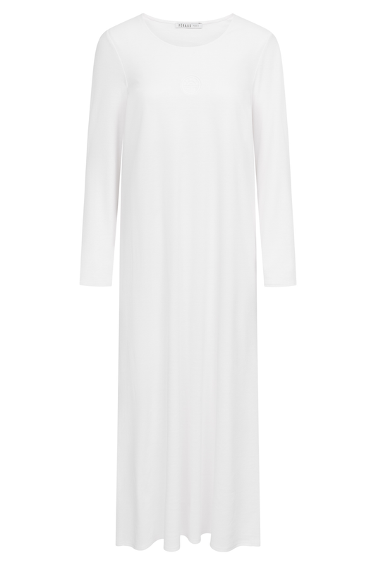 Féraud Nightgown front view in Champagner
