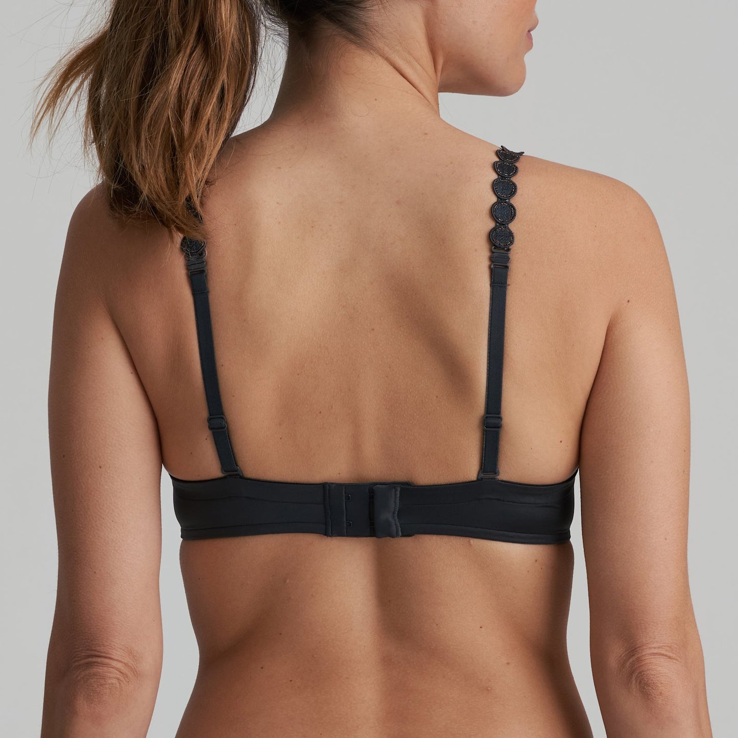 Marie Jo Tom Balcony Bra detail view in Graphite Grey