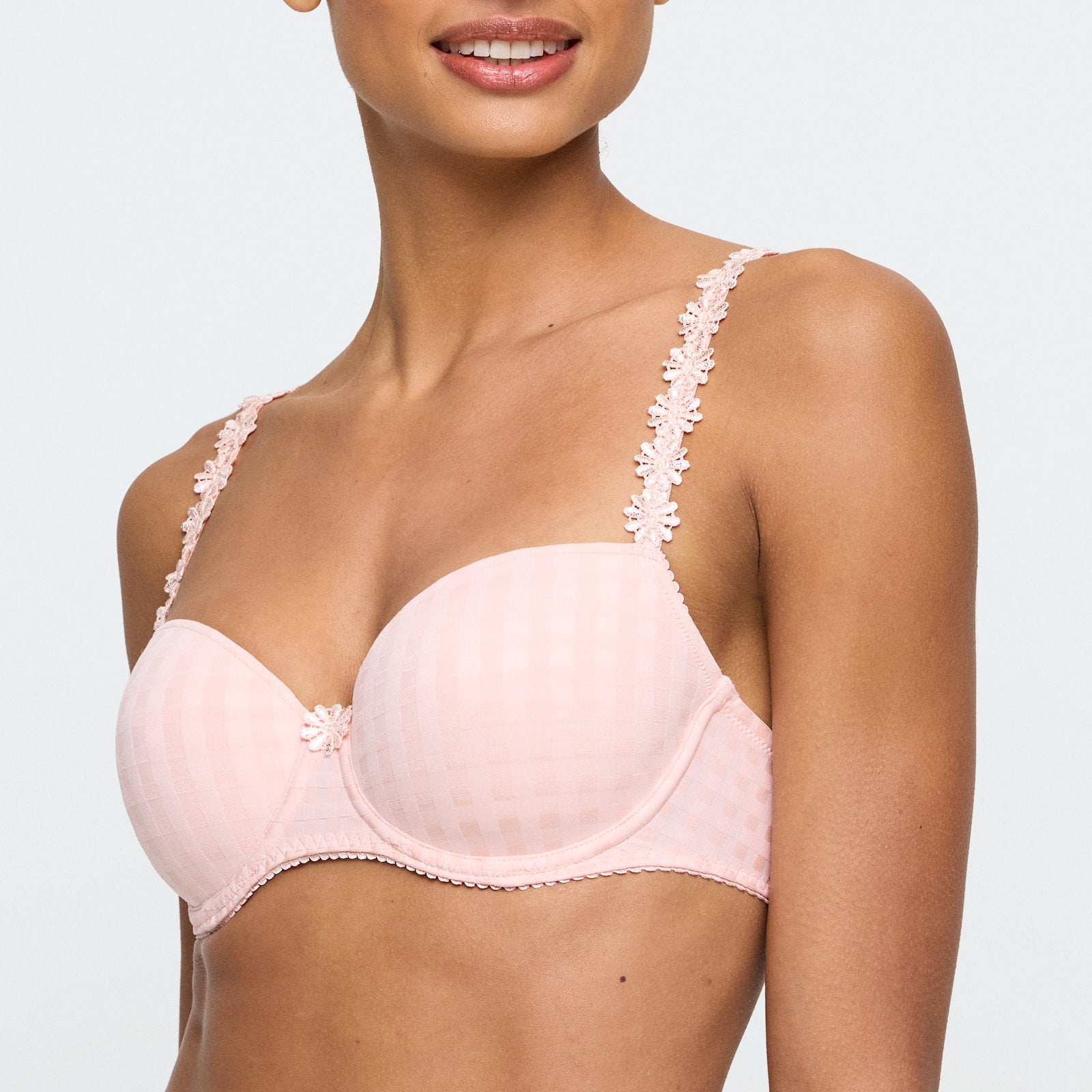 Marie Jo Avero Balcony Bra detail view in Pearly Pink