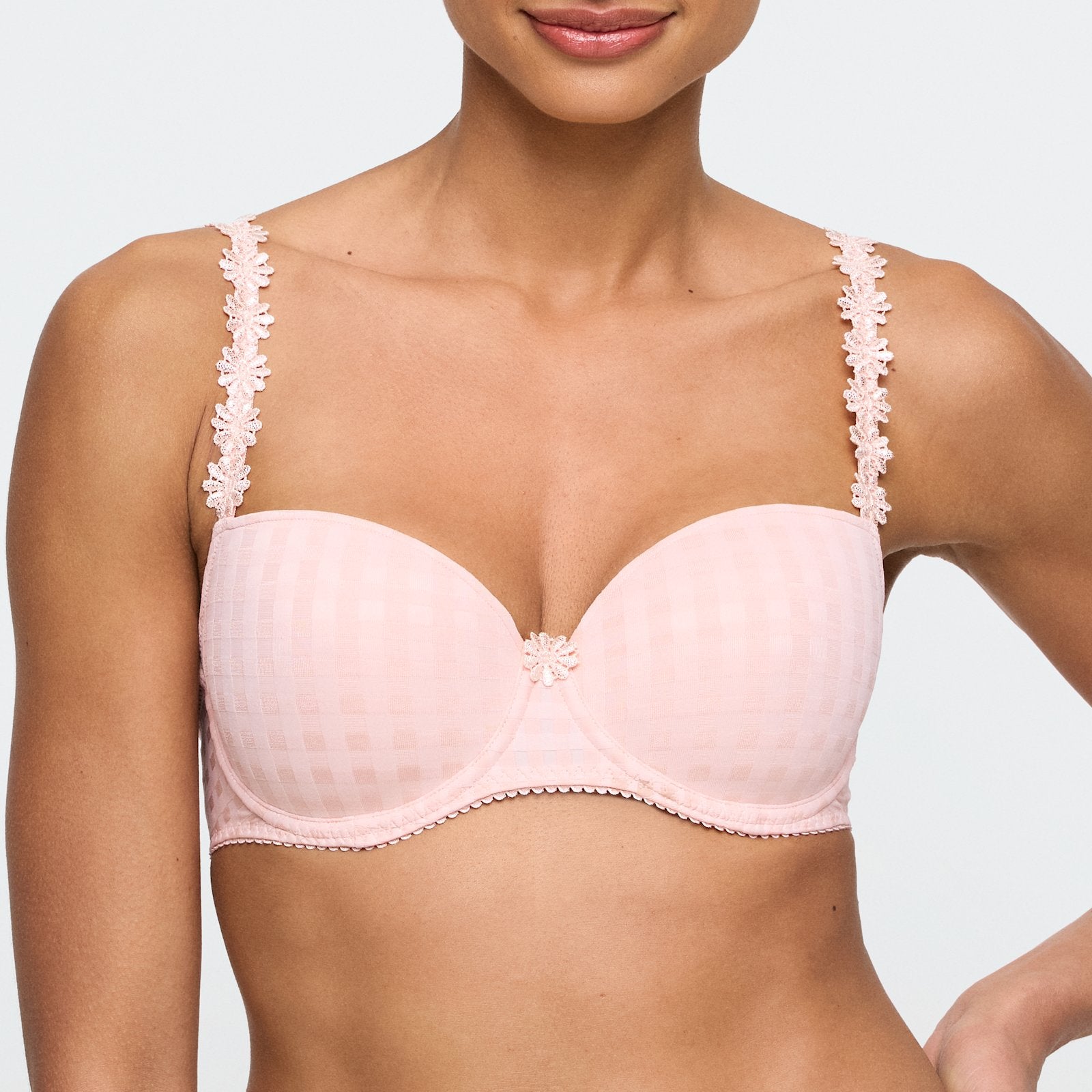 Marie Jo Avero Balcony Bra detail view in Pearly Pink