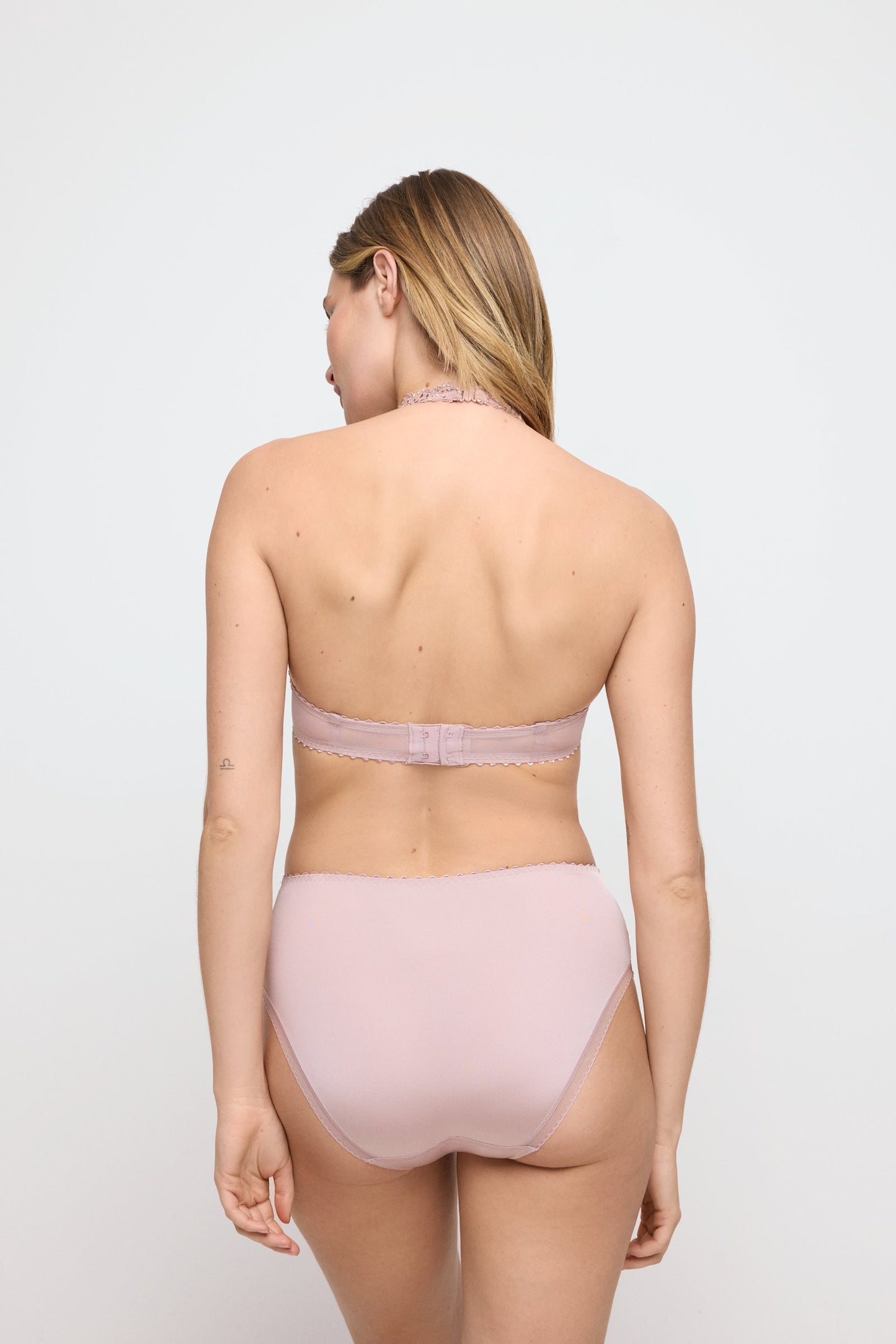 Marie Jo Jane Full Cup Bra styled on model in Bois De Rose