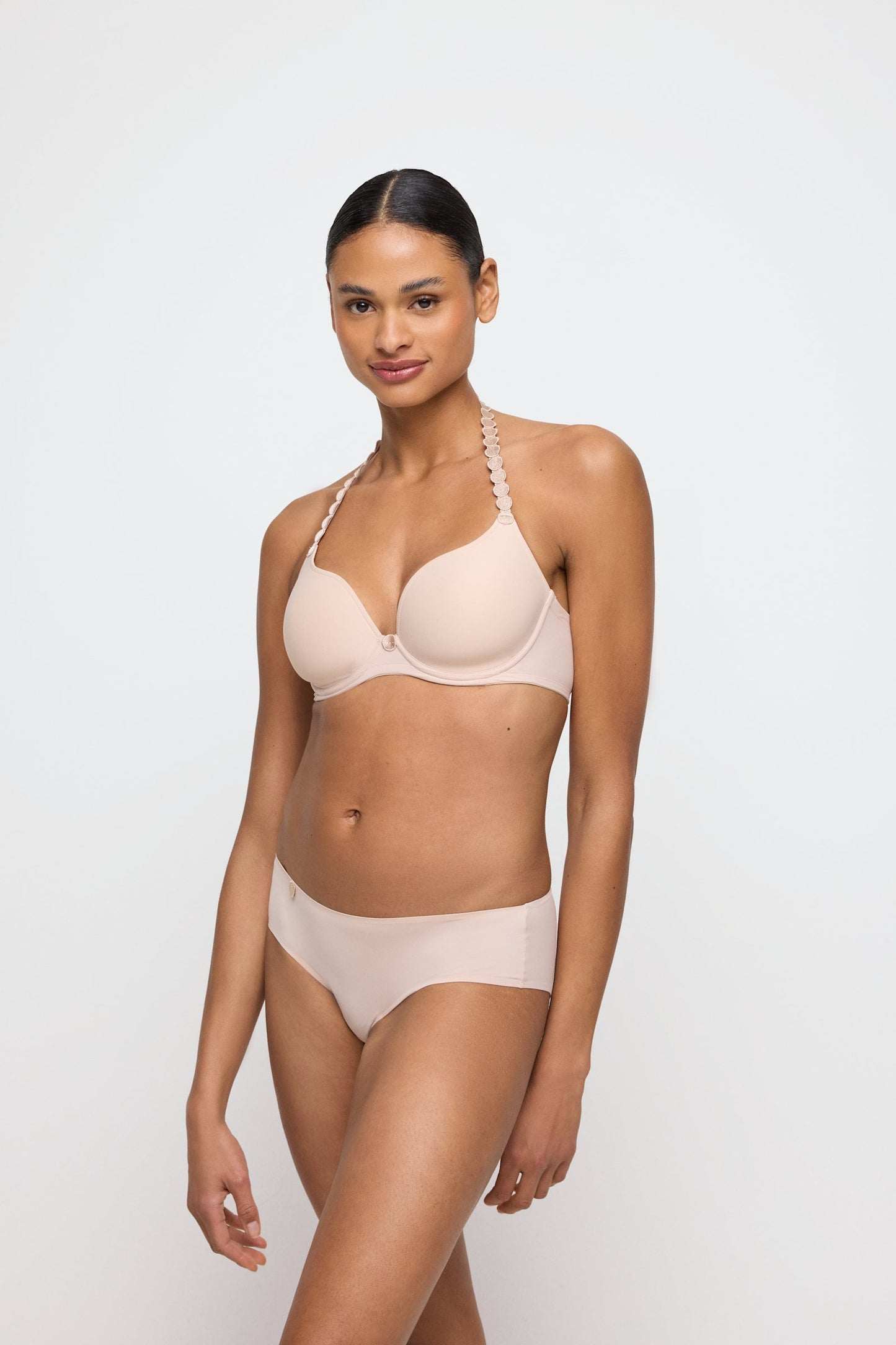 Marie Jo Tom Full Cup Bra styled on model in Caffé Latte