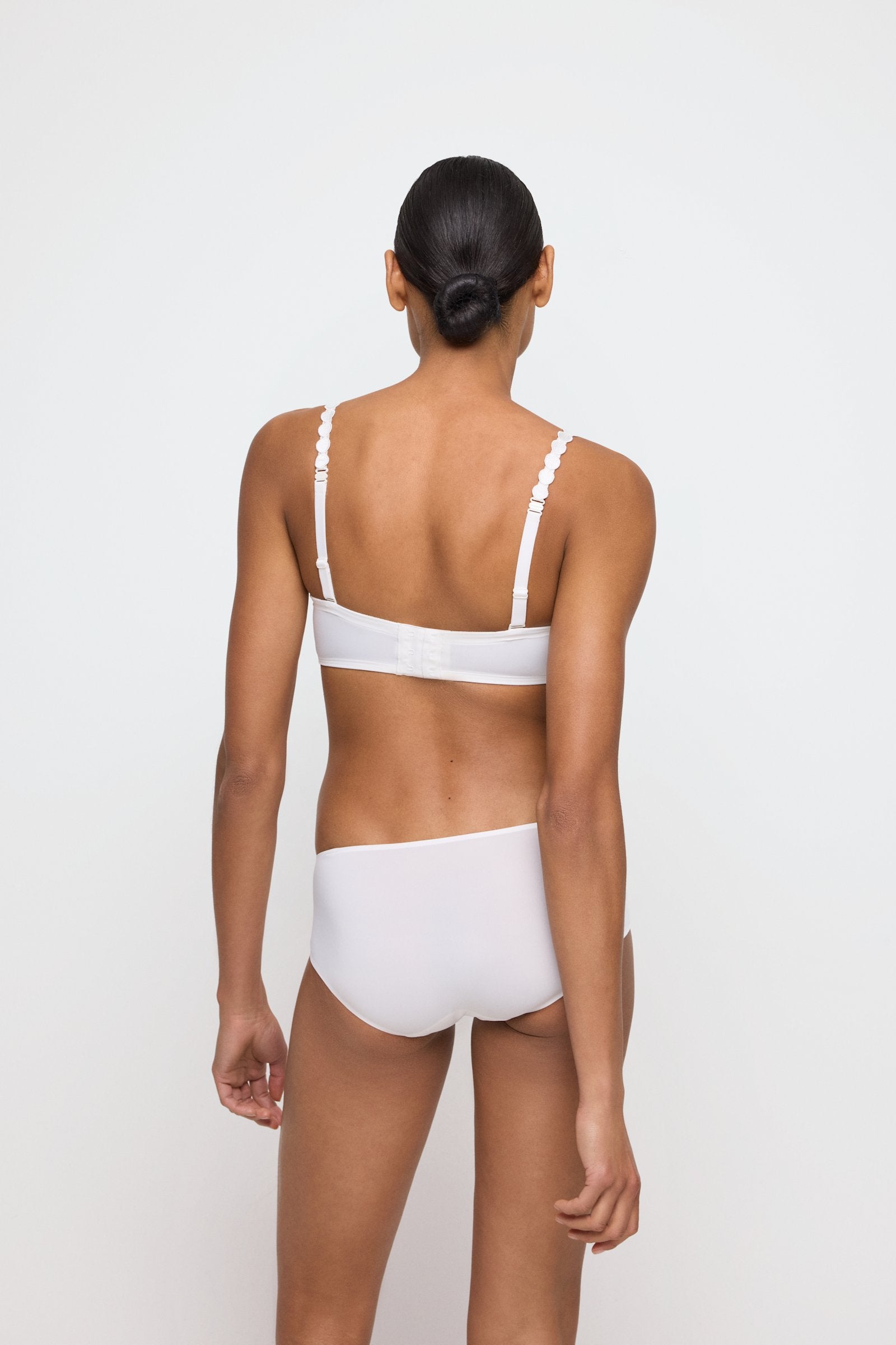 Marie Jo Tom Full Cup Bra styled on model in Natural