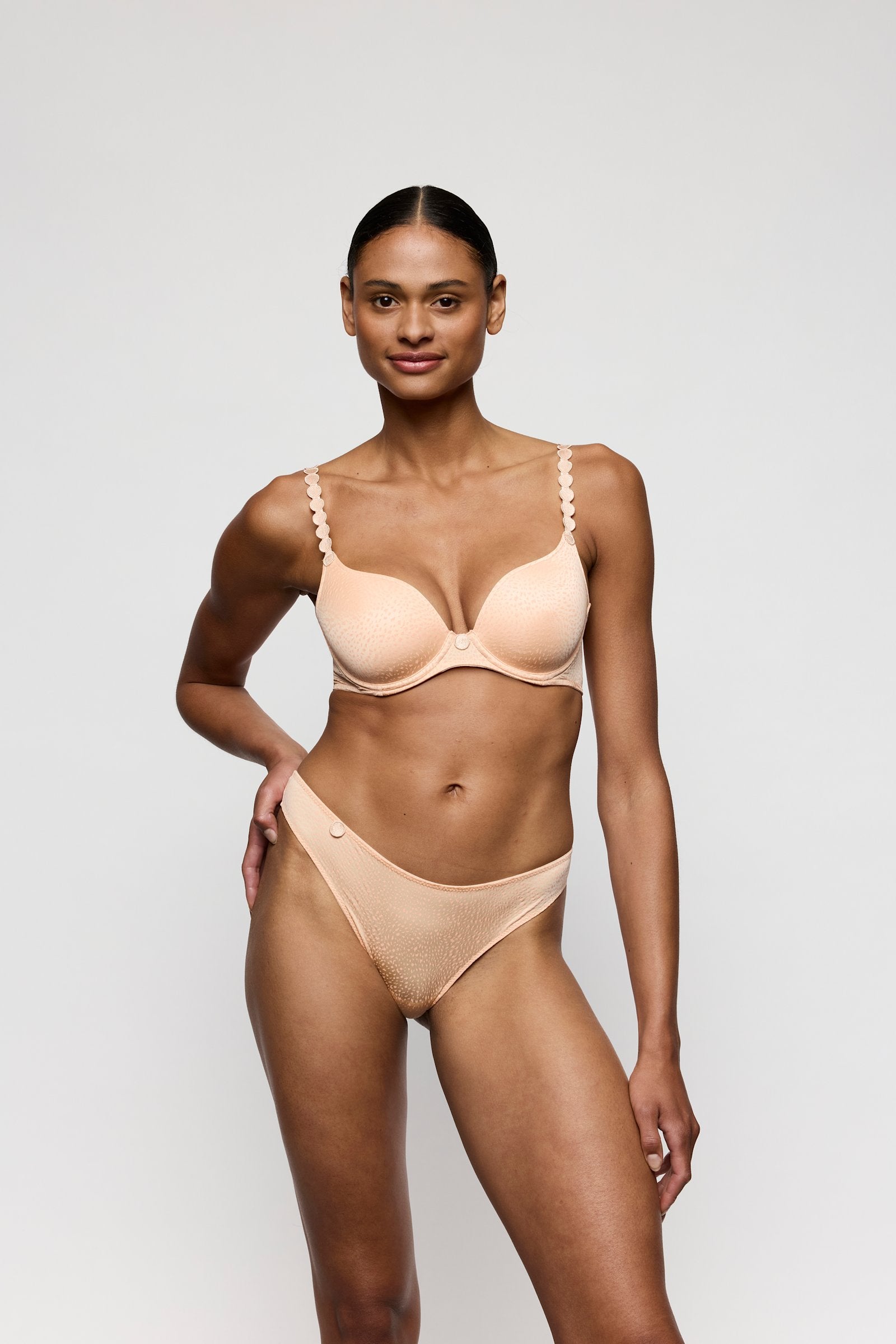 Marie Jo Tom Full Cup Bra styled on model in Peach Whisper