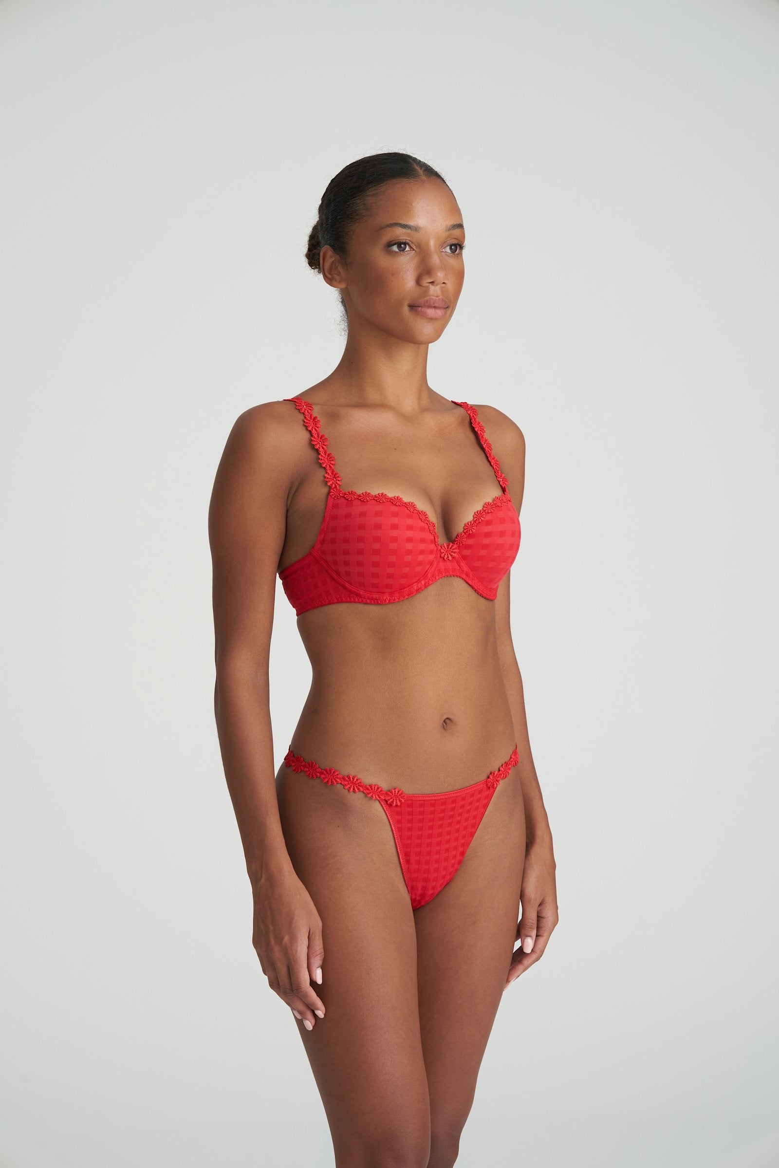 Marie Jo Avero Push-Up Bra styled on model in Scarlet