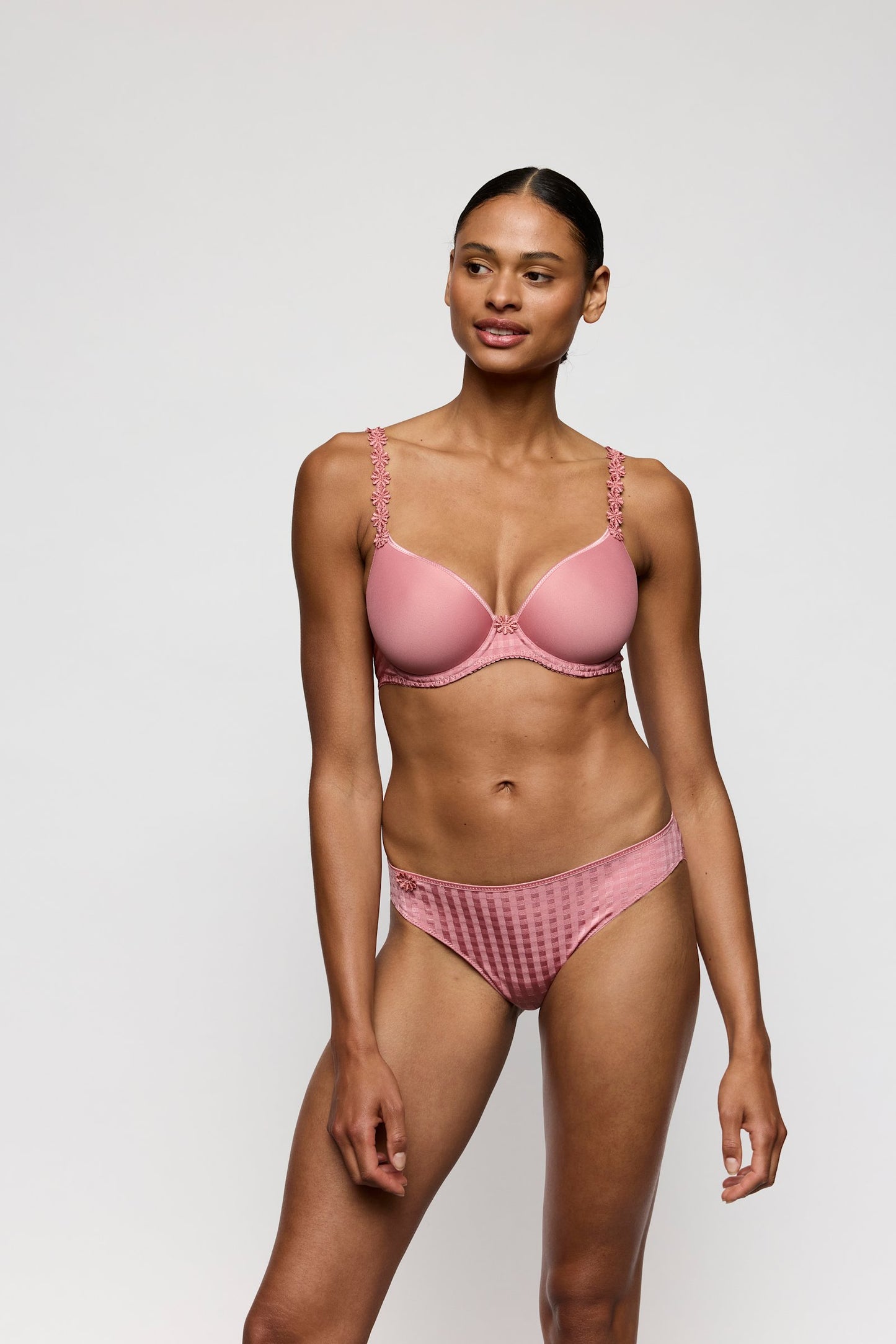 Marie Jo Avero Spacer Bra styled on model in Ballet Pink