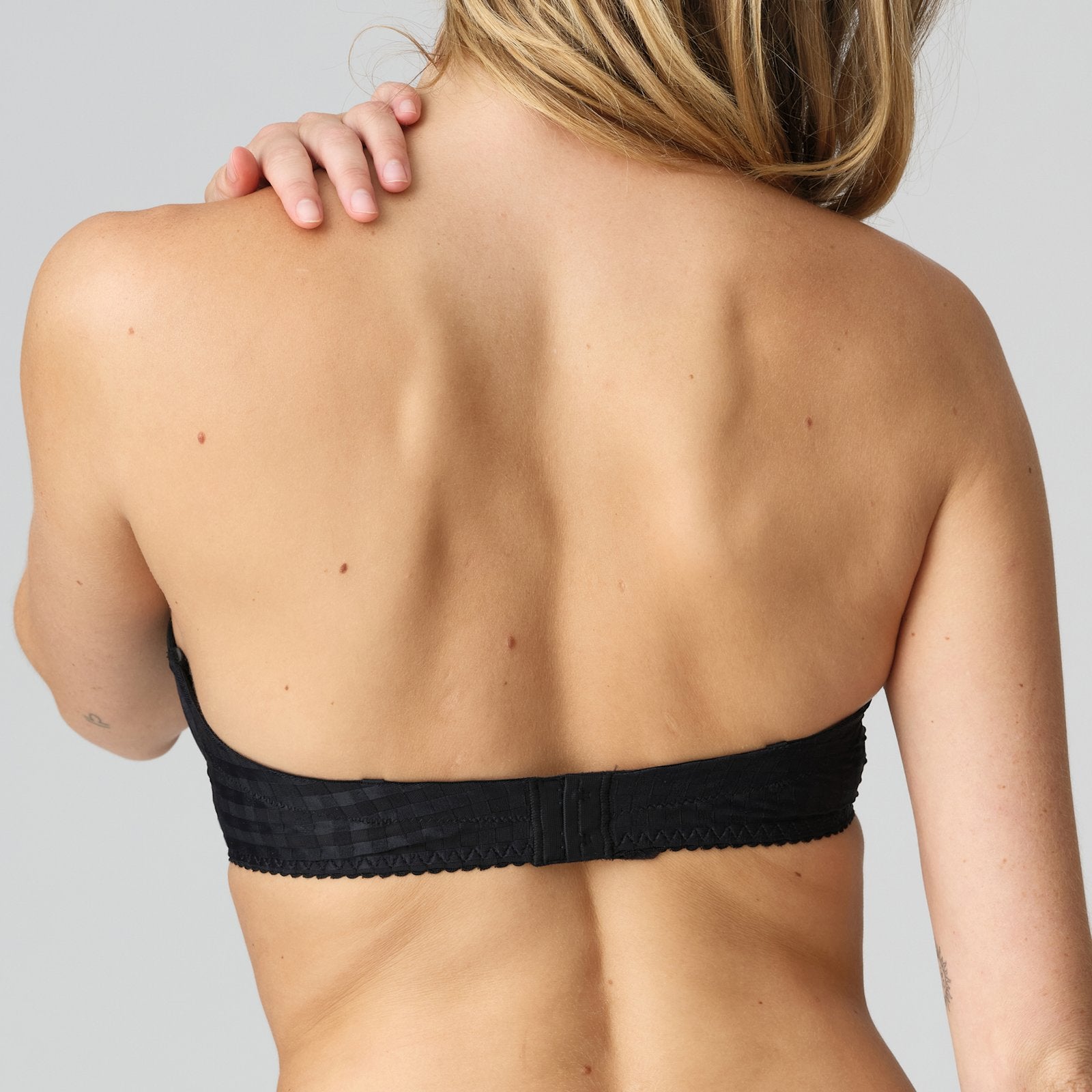 Marie Jo Avero Strapless Bra detail view in Black