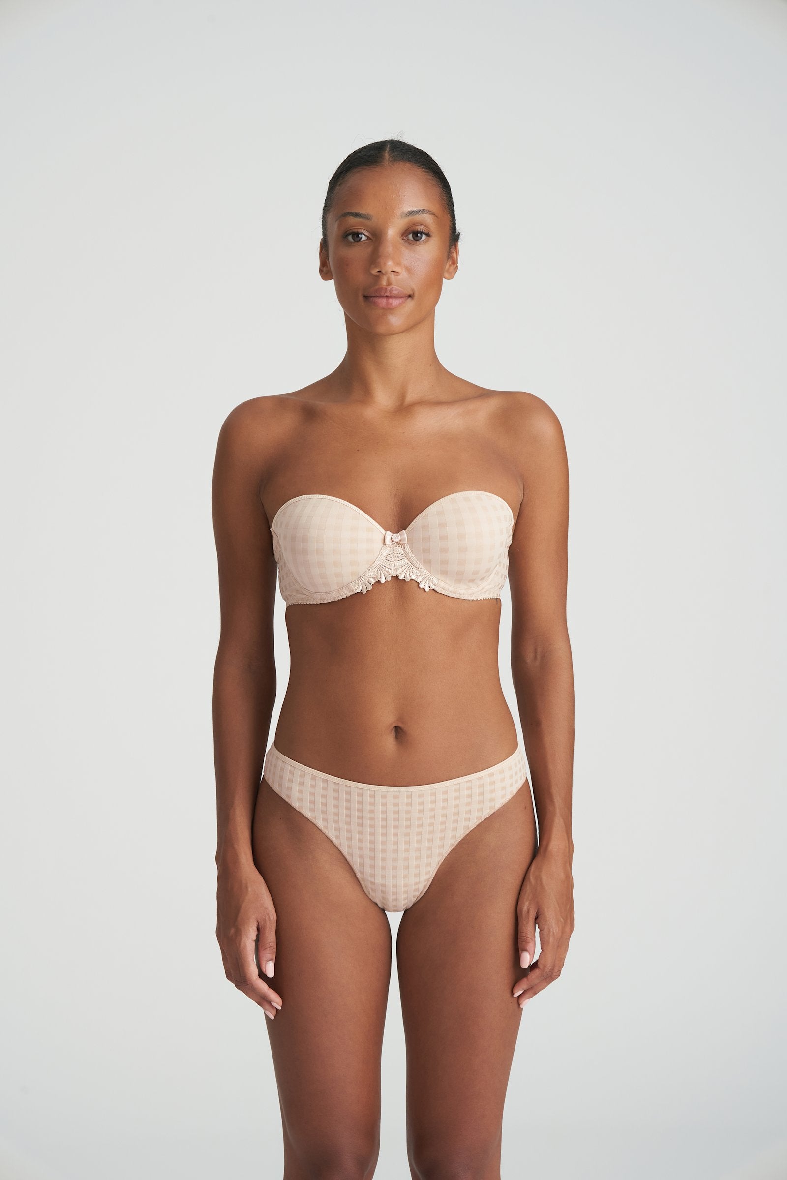 Marie Jo Avero Strapless Bra styled on model in Caffé Latte