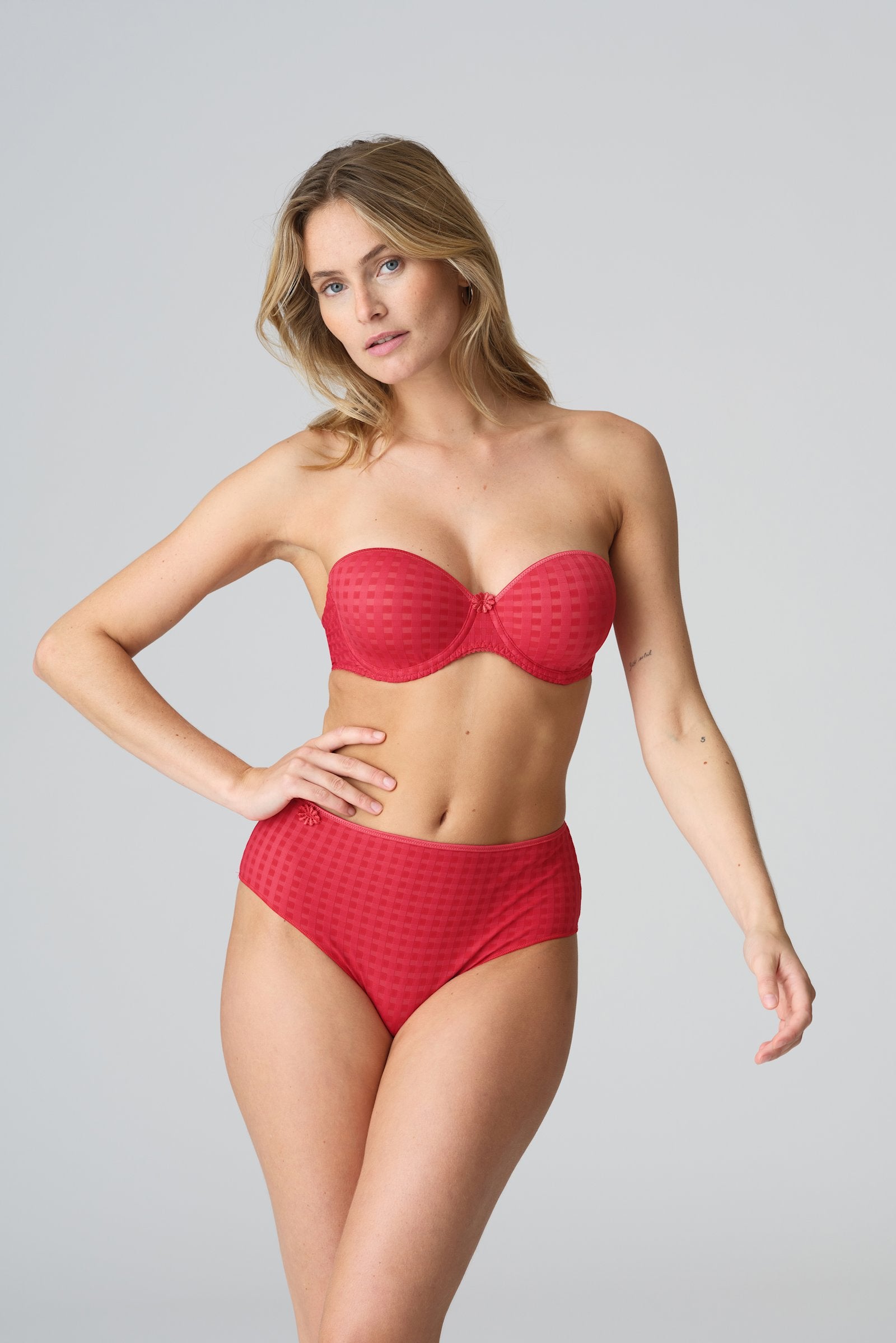Marie Jo Avero Brief styled on model in Scarlet