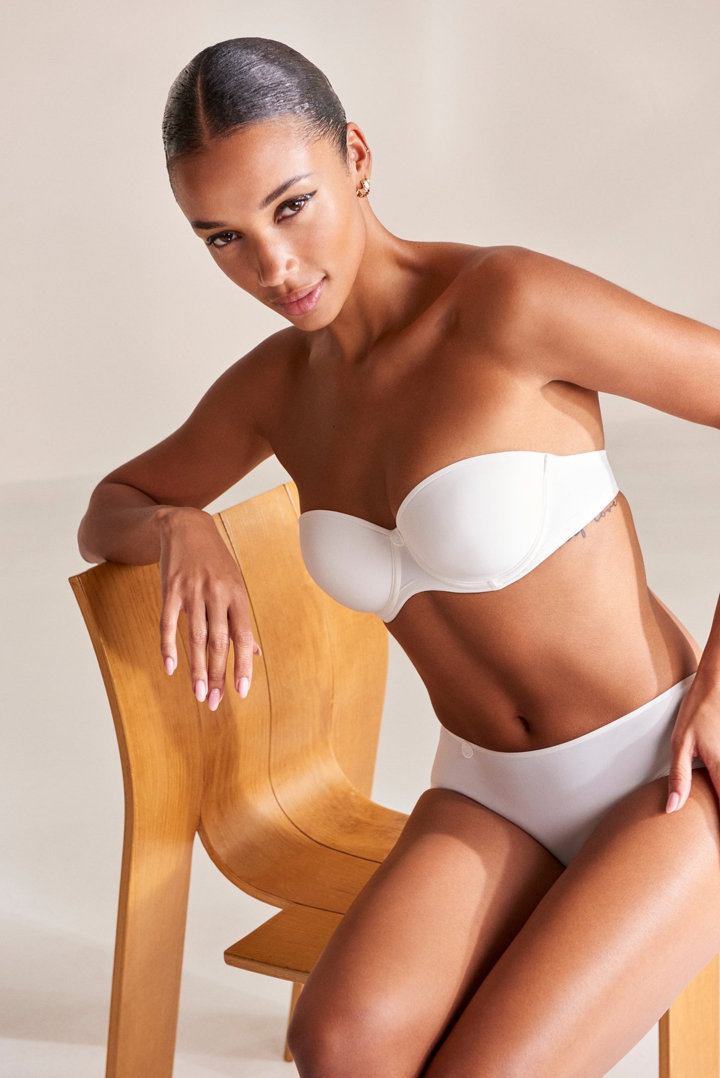 Marie Jo Tom Strapless Bra styled view in Natural