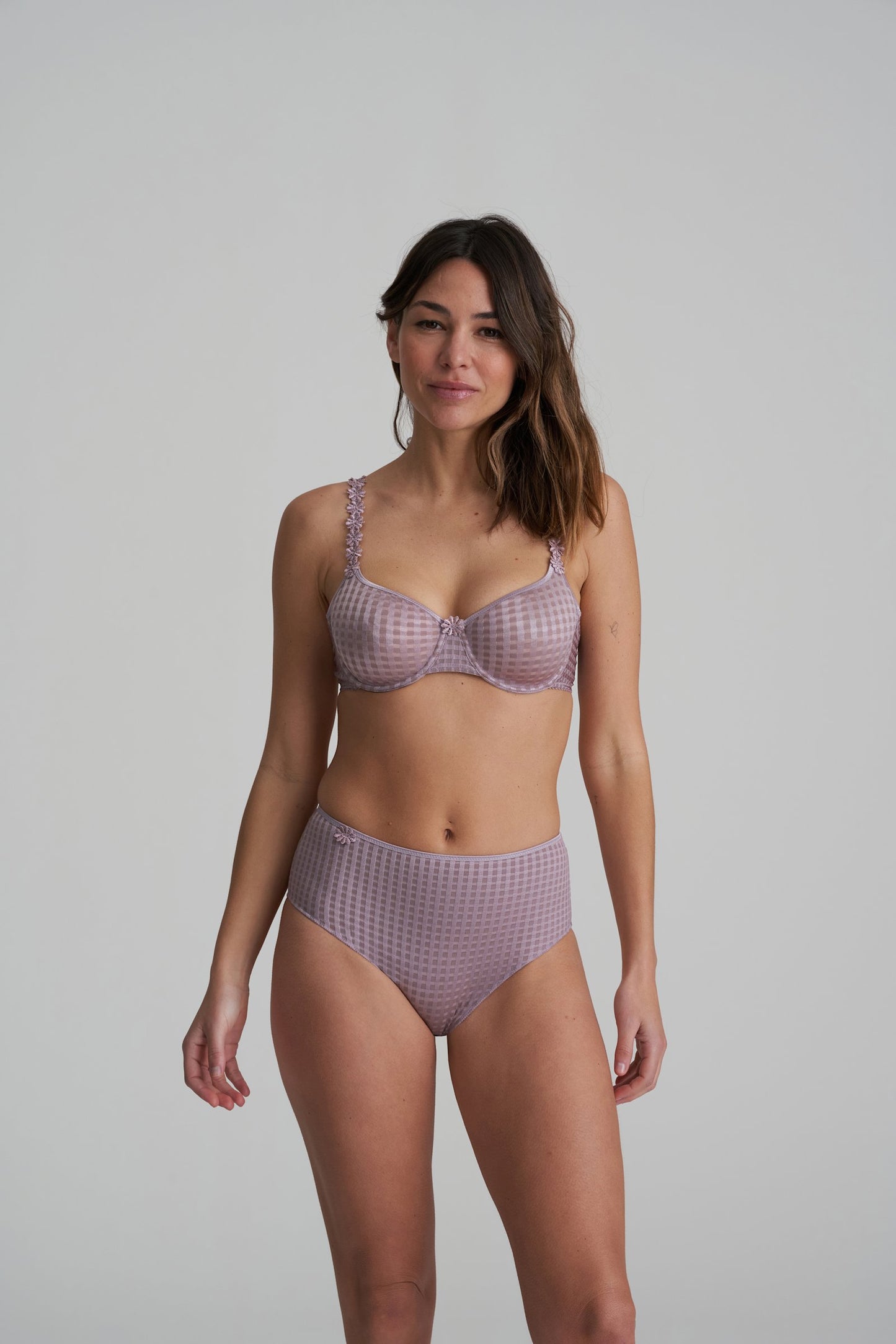 Marie Jo Avero Full Cup Bra styled on model in Soft Sand