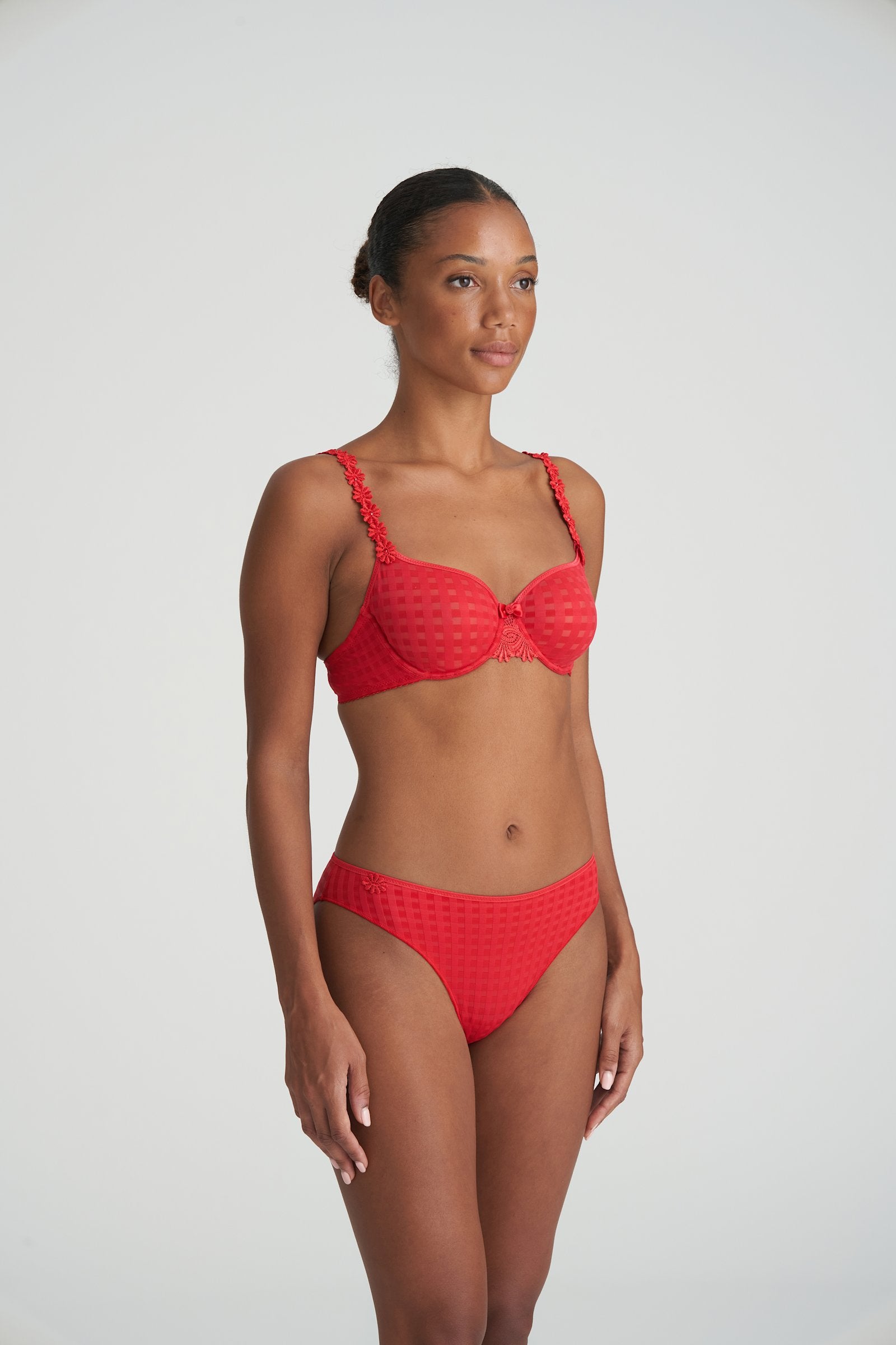 Marie Jo Avero Full Cup Bra styled on model in Scarlet