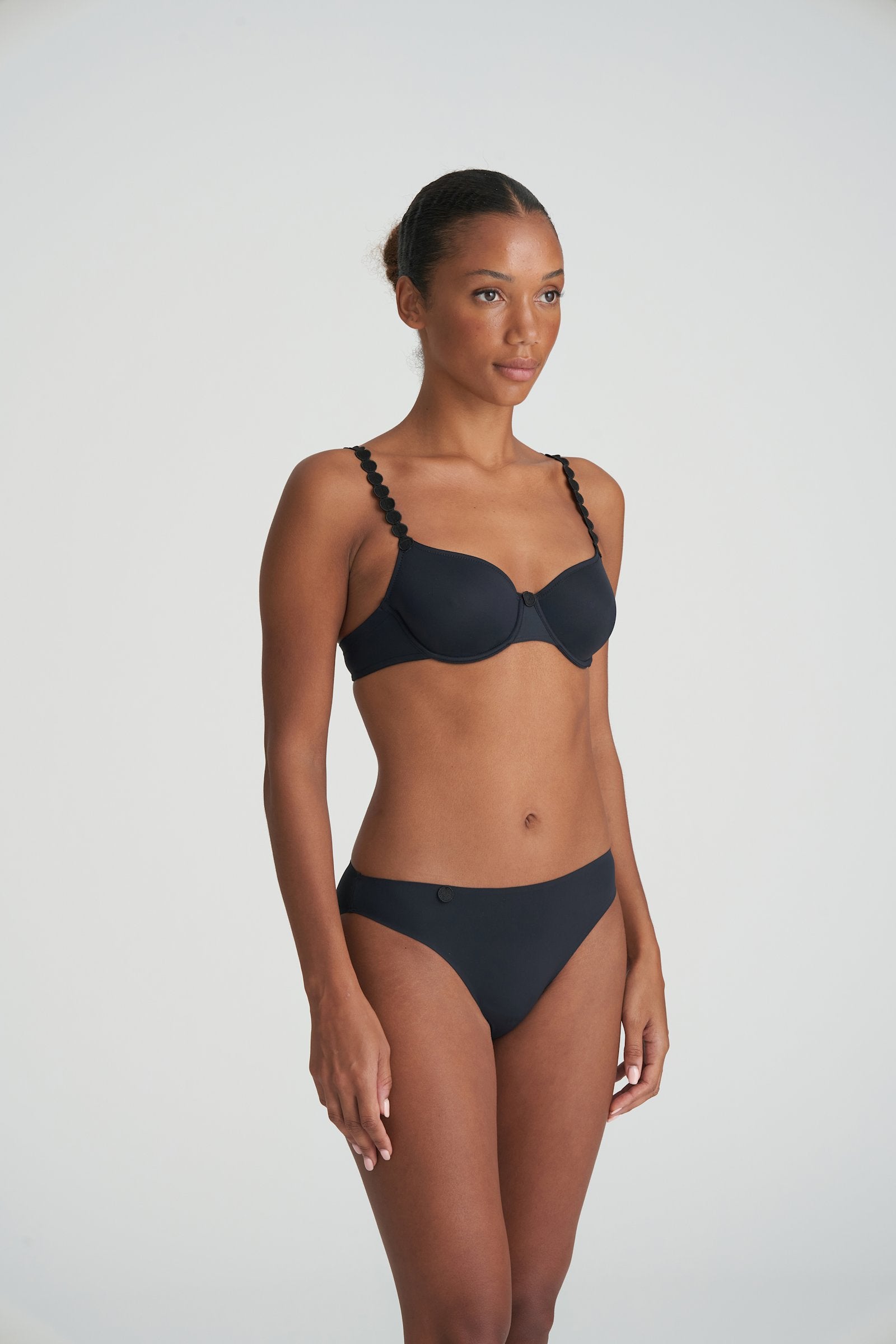 Marie Jo Tom Full Cup Bra styled on model in Charcoal