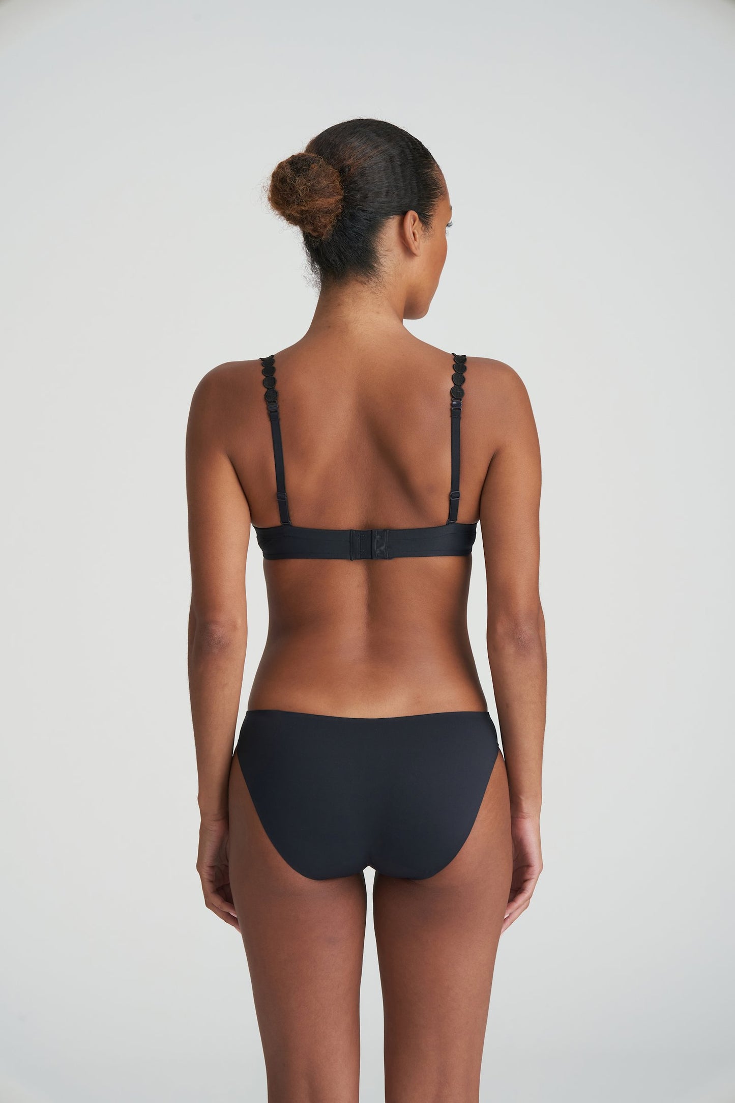 Marie Jo Tom Full Cup Bra styled on model in Charcoal
