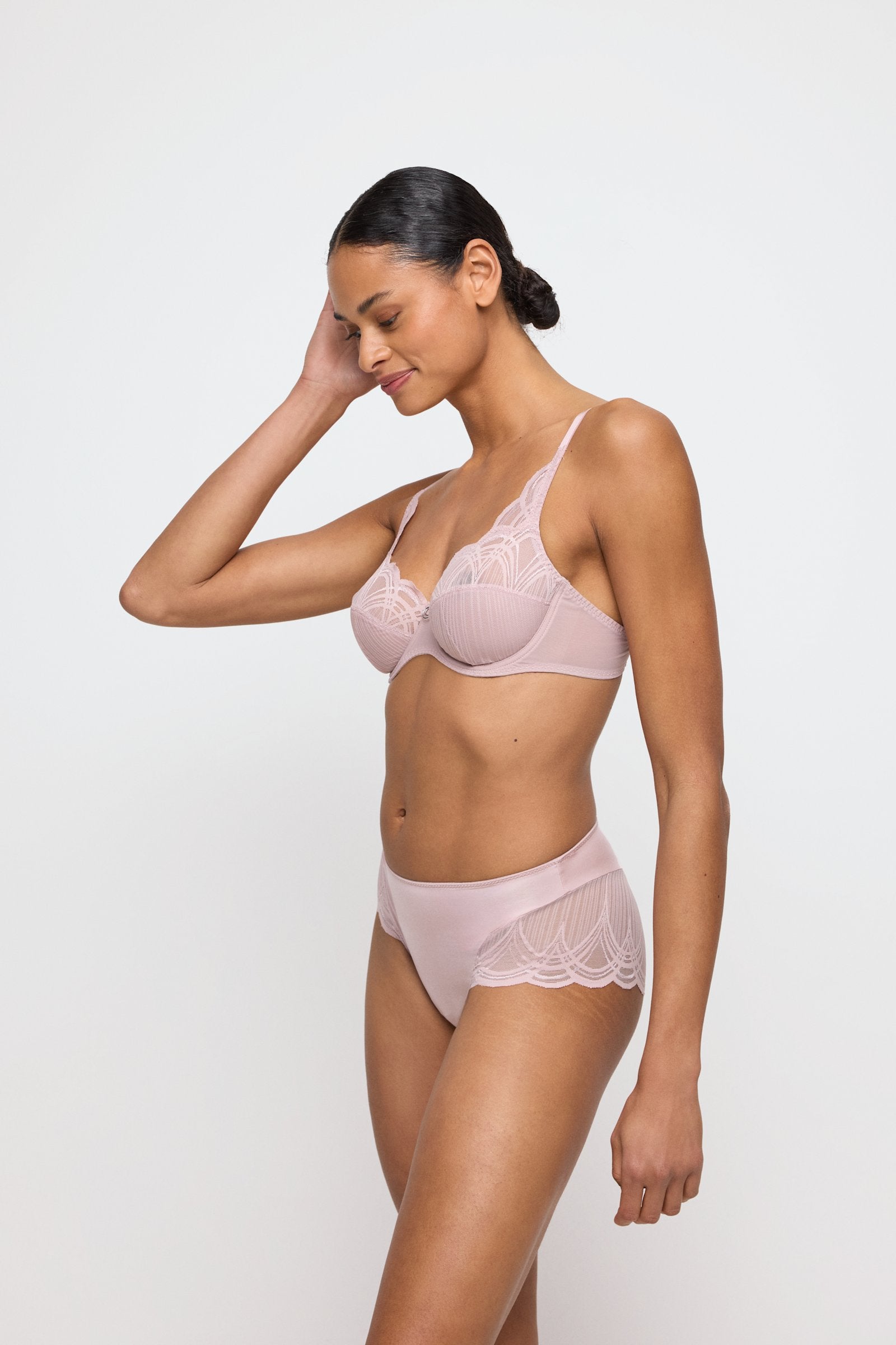 Marie Jo Cathia Full Cup Bra styled on model in Bois De Rose