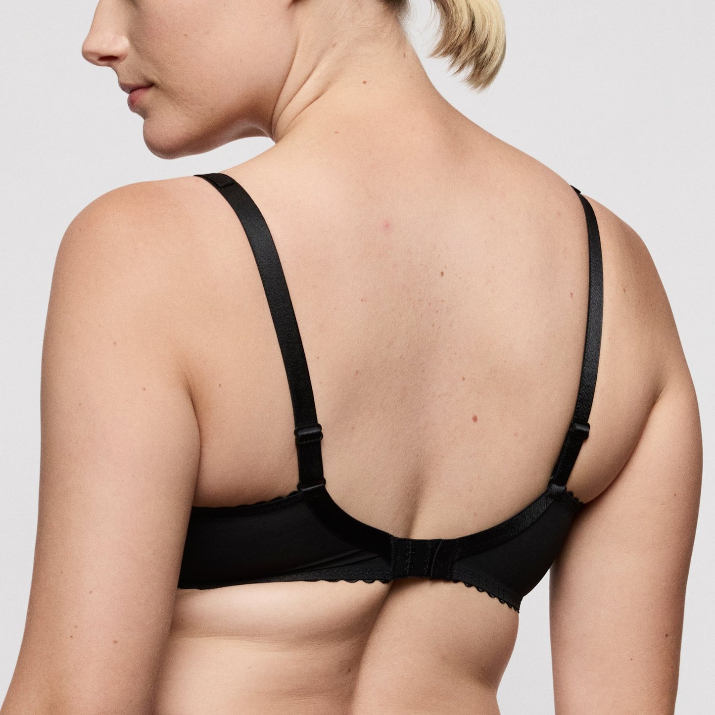 PrimaDonna Naica Plunge Bra in Black