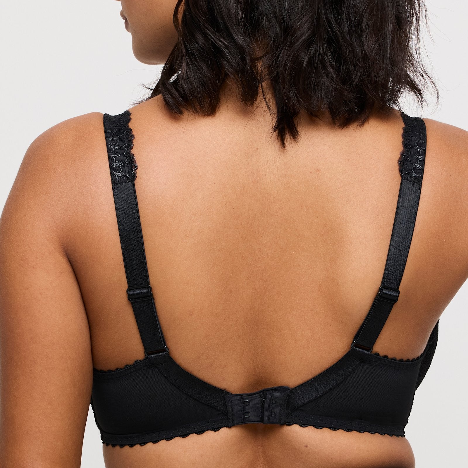 PrimaDonna Shimla Plunge Bra in Black