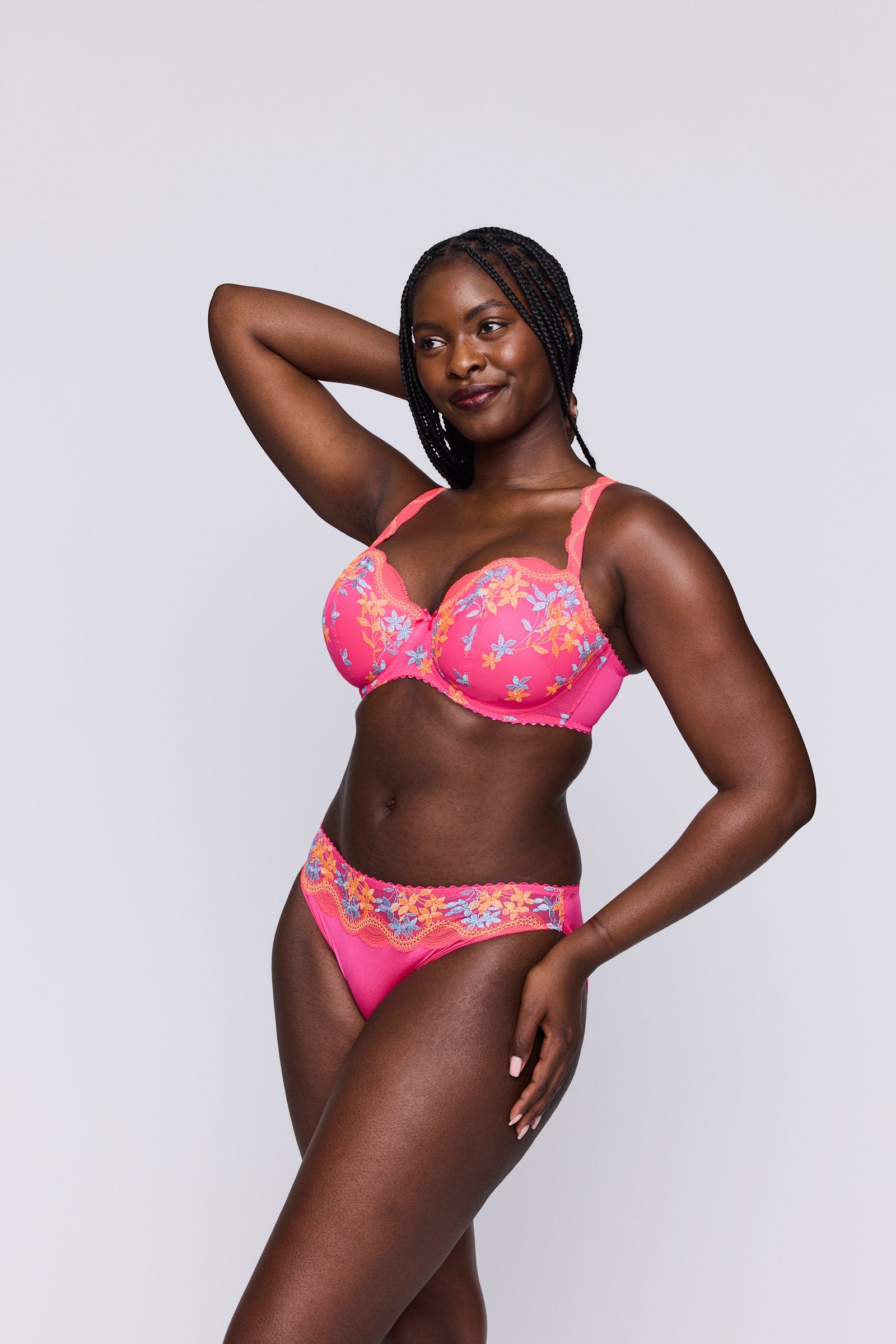 PrimaDonna Cala Luna Rio Brief on model in Blogger Pink