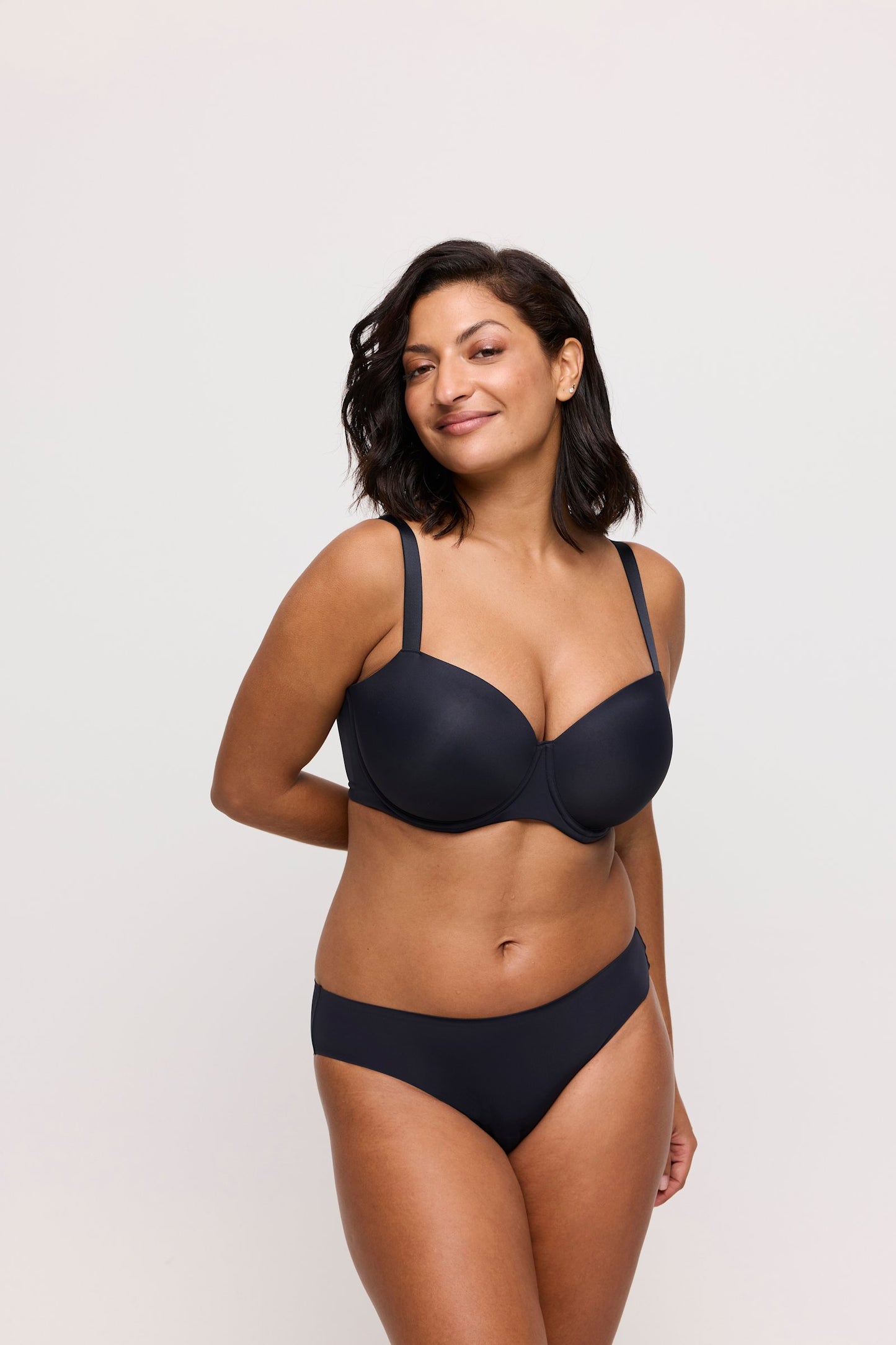 PrimaDonna Figuras Rio Brief on model in Charcoal