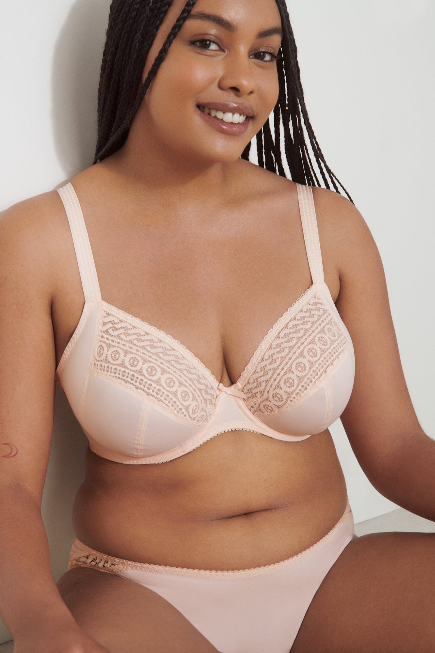 PrimaDonna Montara Rio Brief styled on model in Crystal Pink