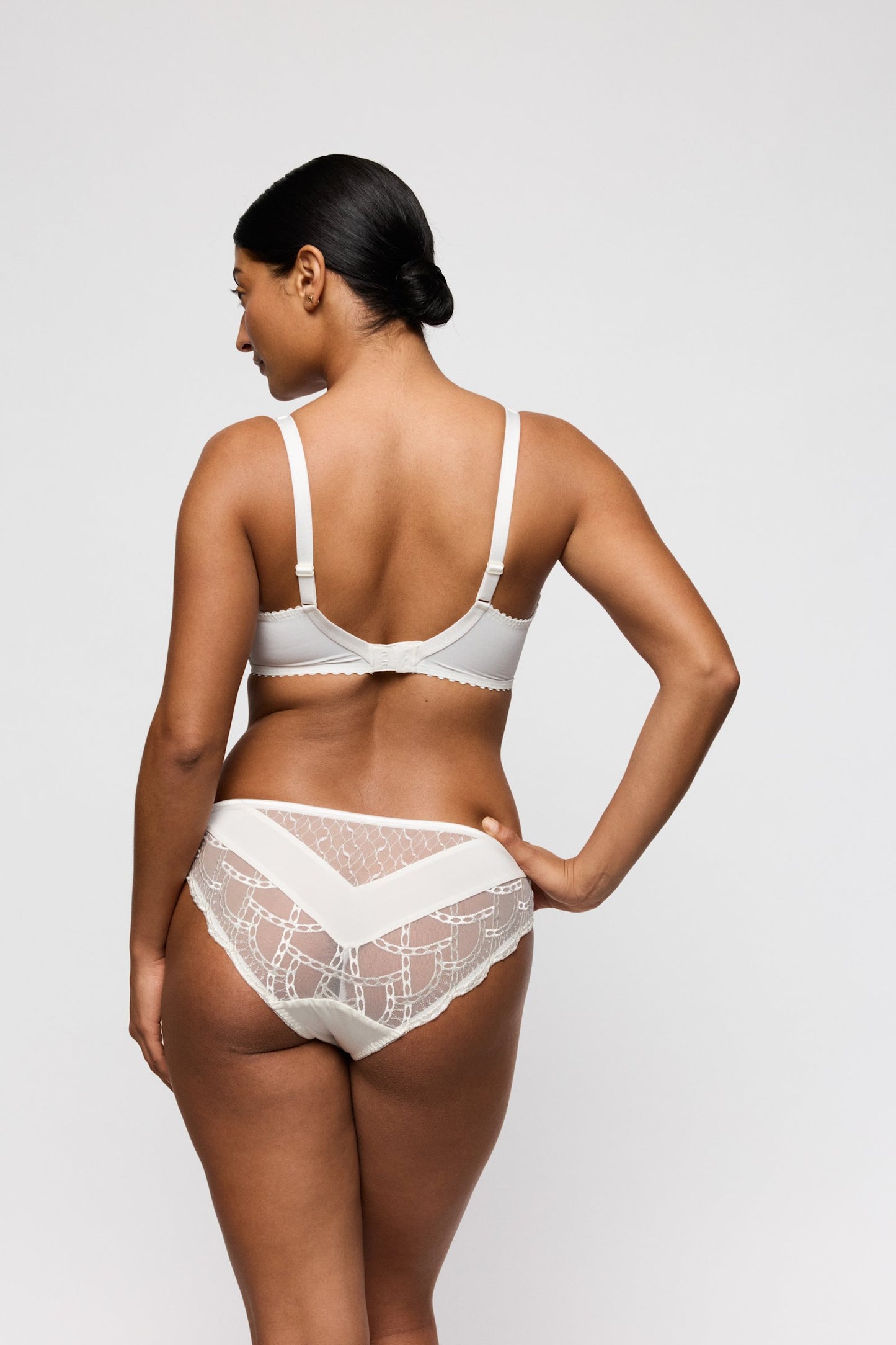 PrimaDonna Naica Rio Brief on model in Natural